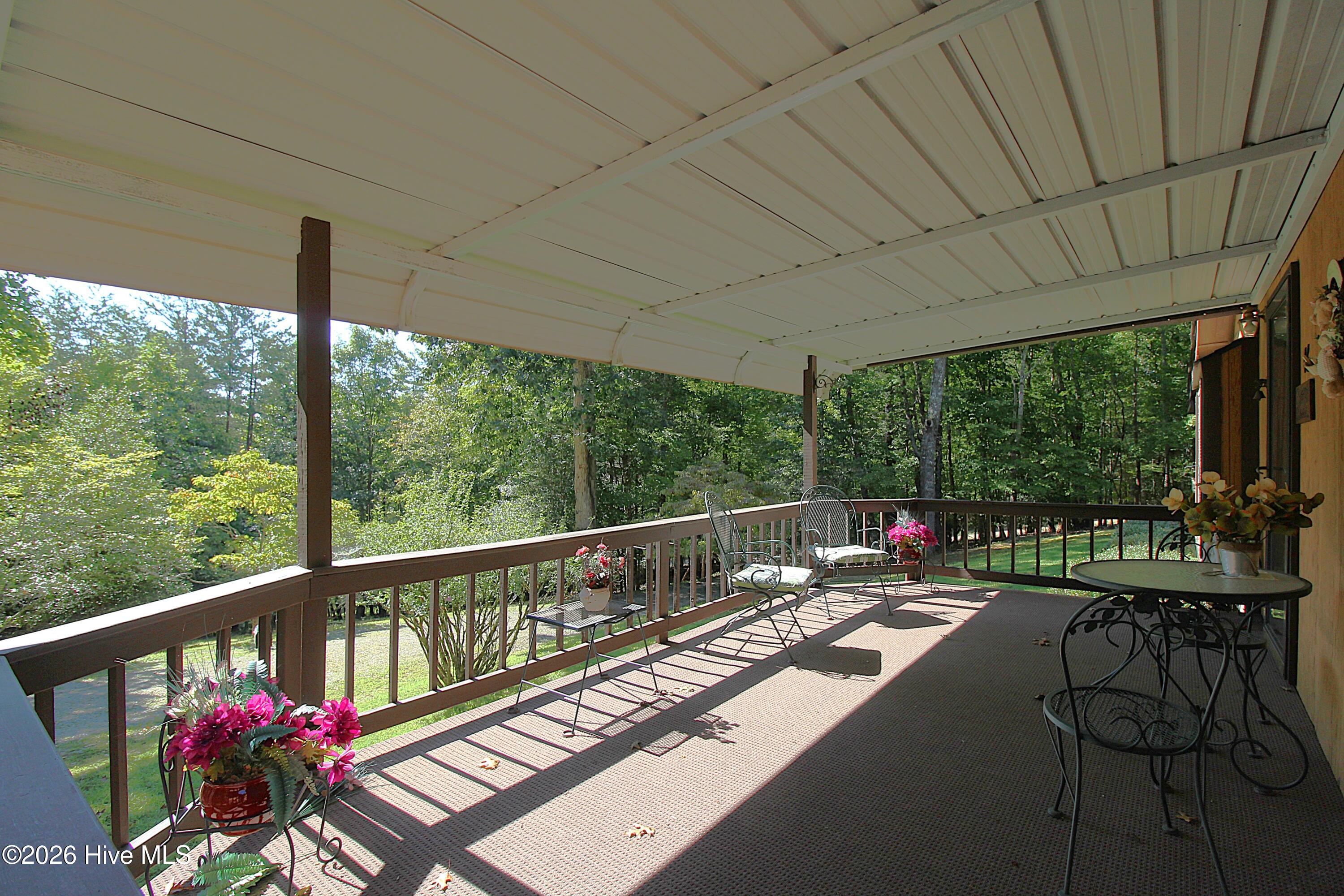 46 Arthur Ridge Property Photo 1