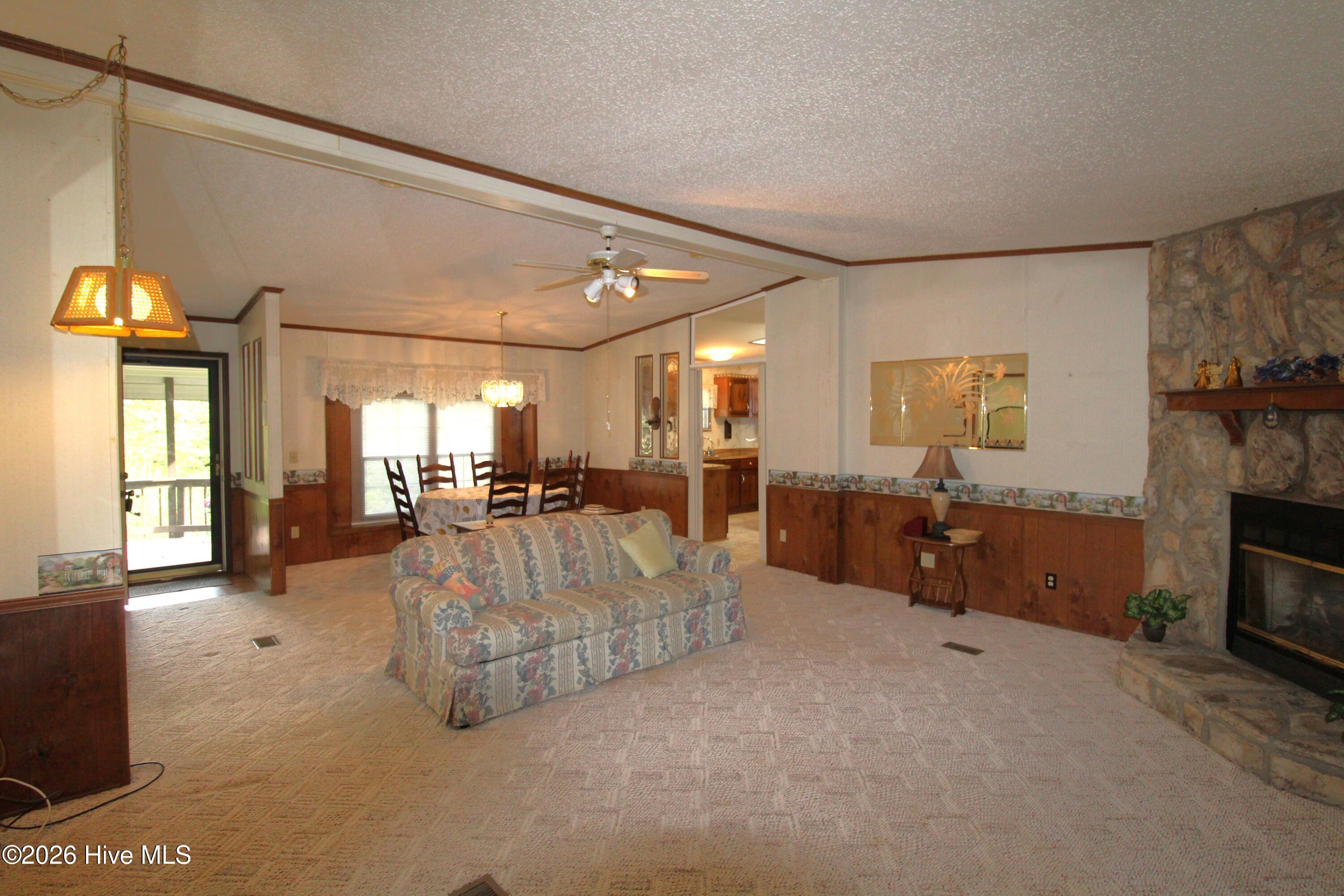 46 Arthur Ridge Property Photo 13
