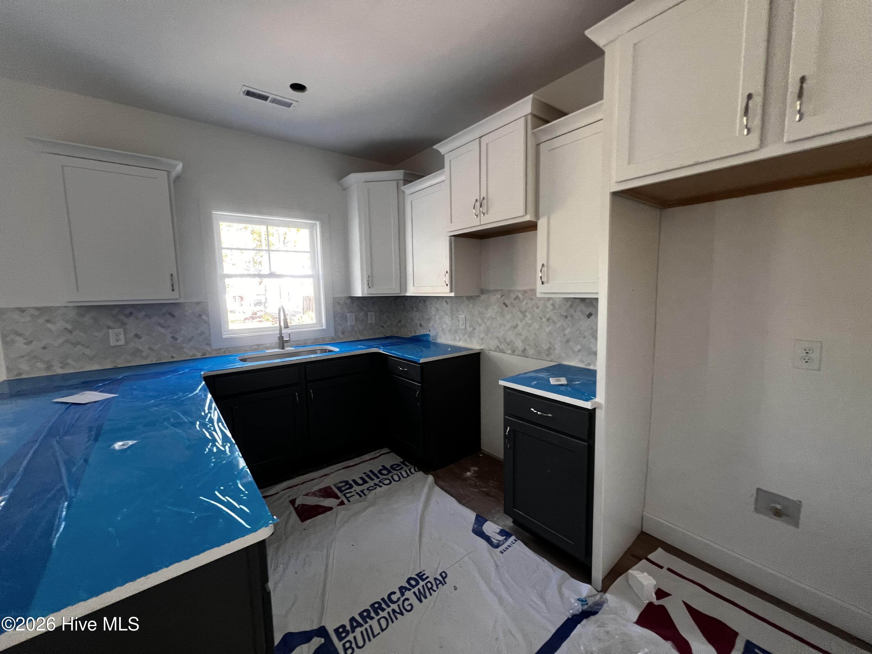 725 Thrush Drive Property Photo 7
