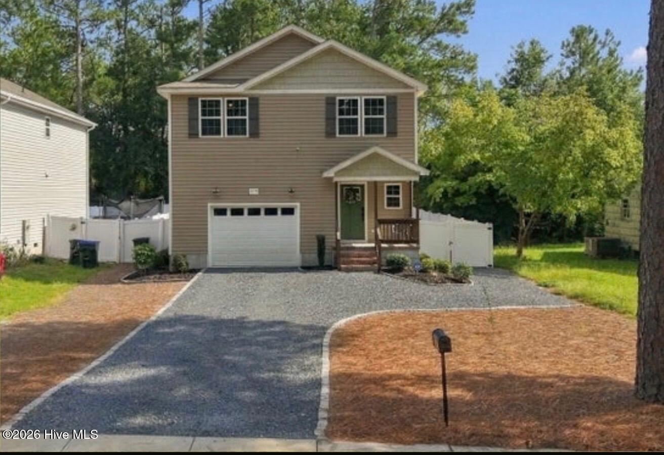855 S Henley Street Property Photo 1