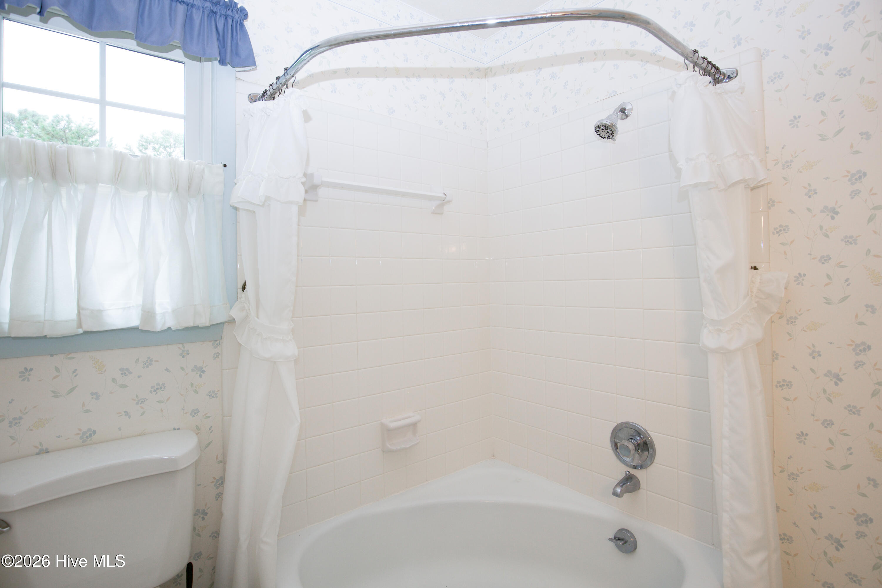 119 Pine Lake Drive Property Photo 11