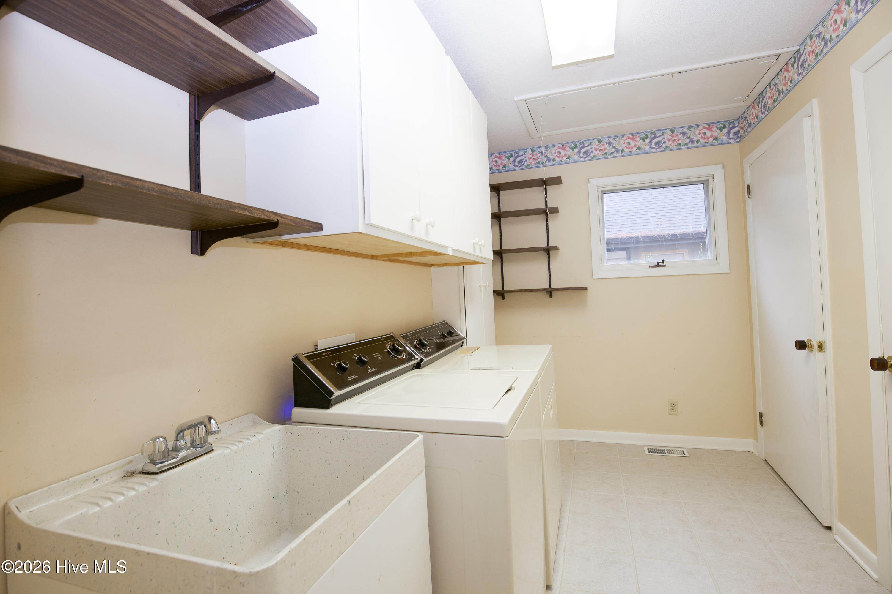119 Pine Lake Drive Property Photo 12