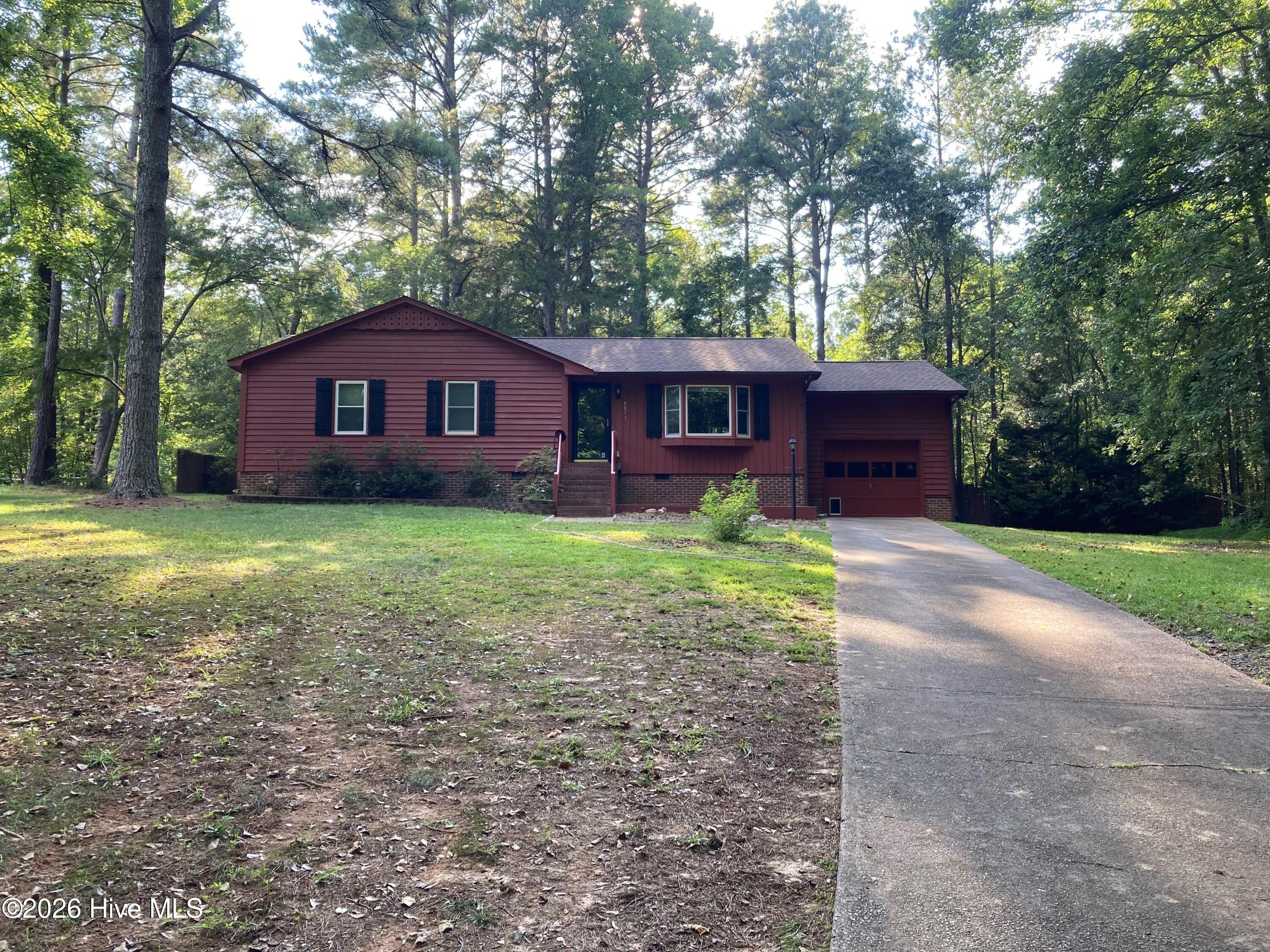 8023 Royal Drive Property Photo 1