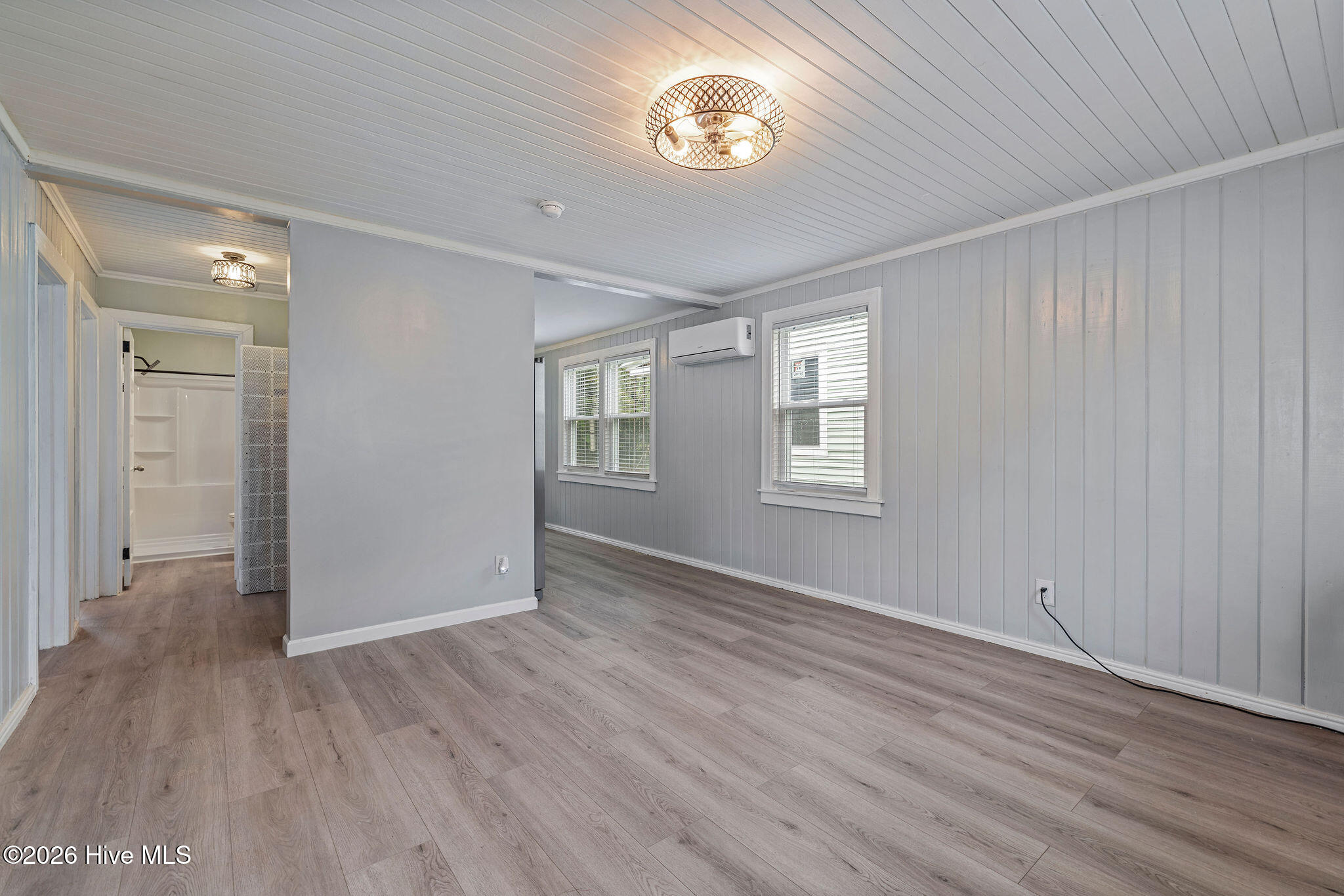 208 Clay Street Property Photo 4