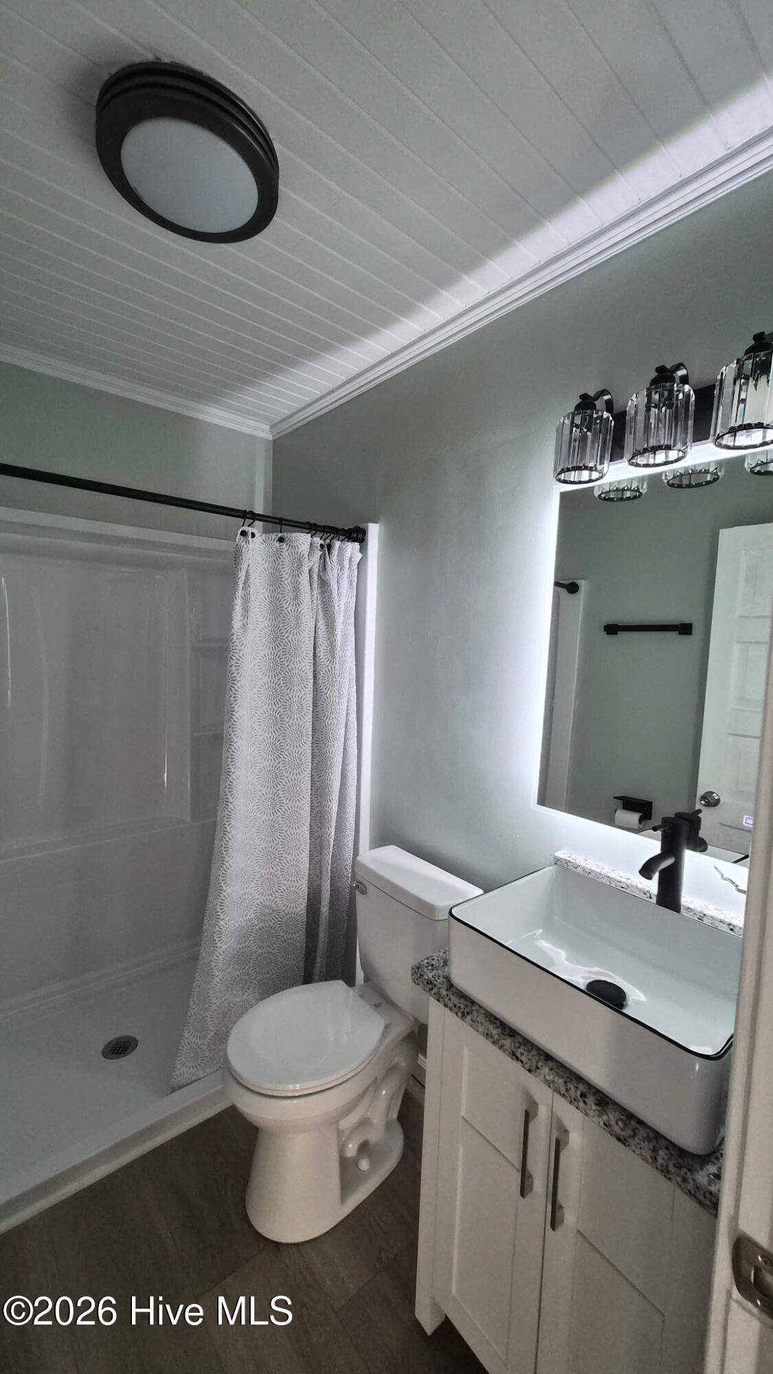 208 Clay Street Property Photo 15