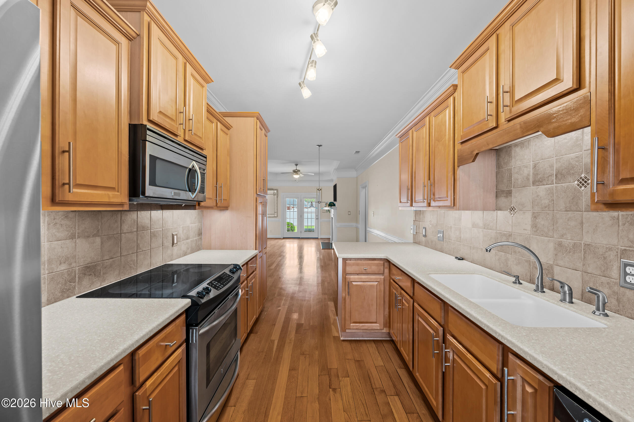 3002 Westchester Drive Property Photo 10