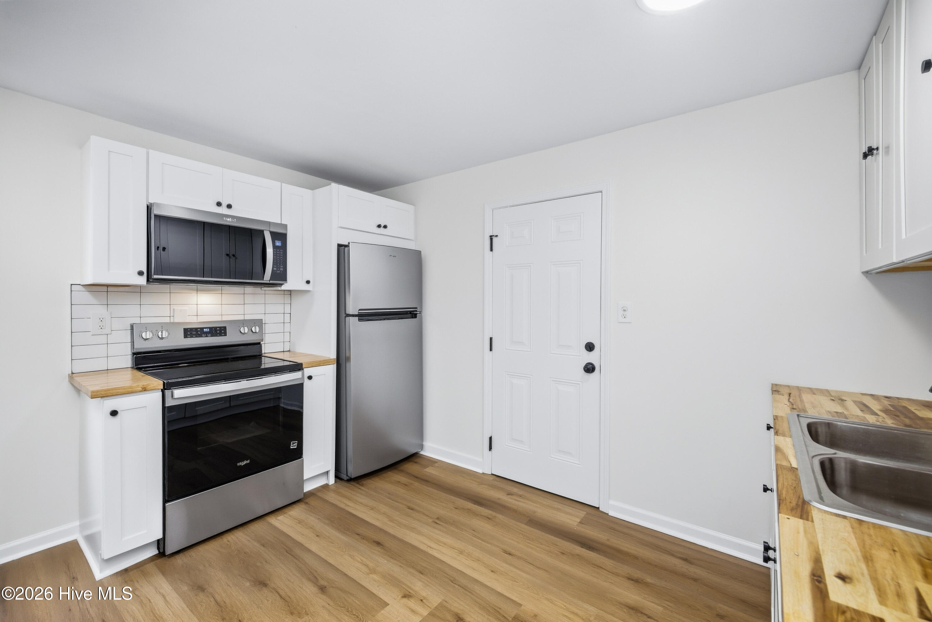 2115 Jefferson Street Property Photo 13
