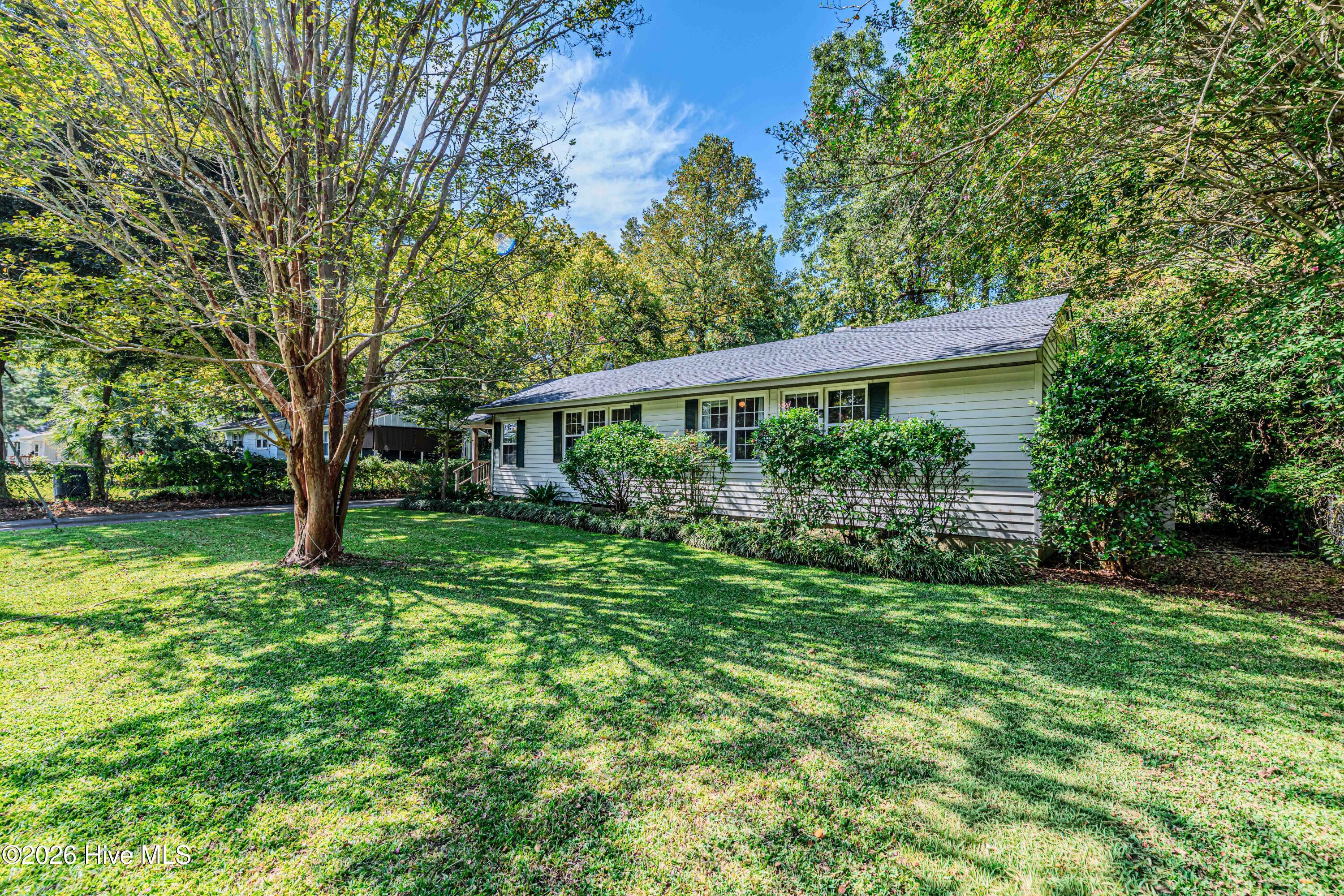 519 Oak Lane Property Photo 3