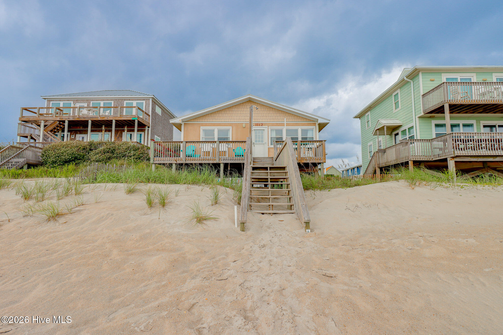 1112 N Shore Drive Property Photo 3