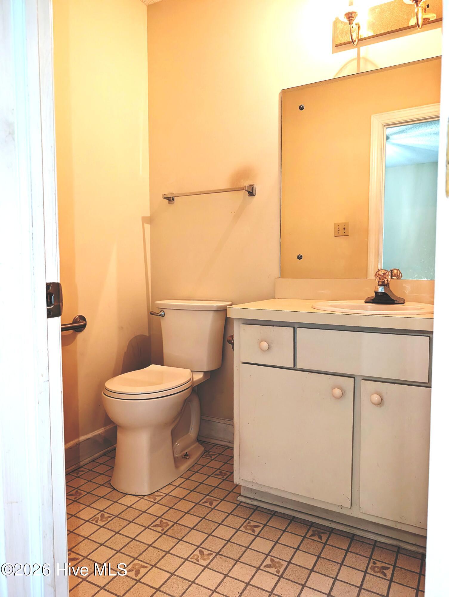 2721 Tilghman Road N Property Photo 7