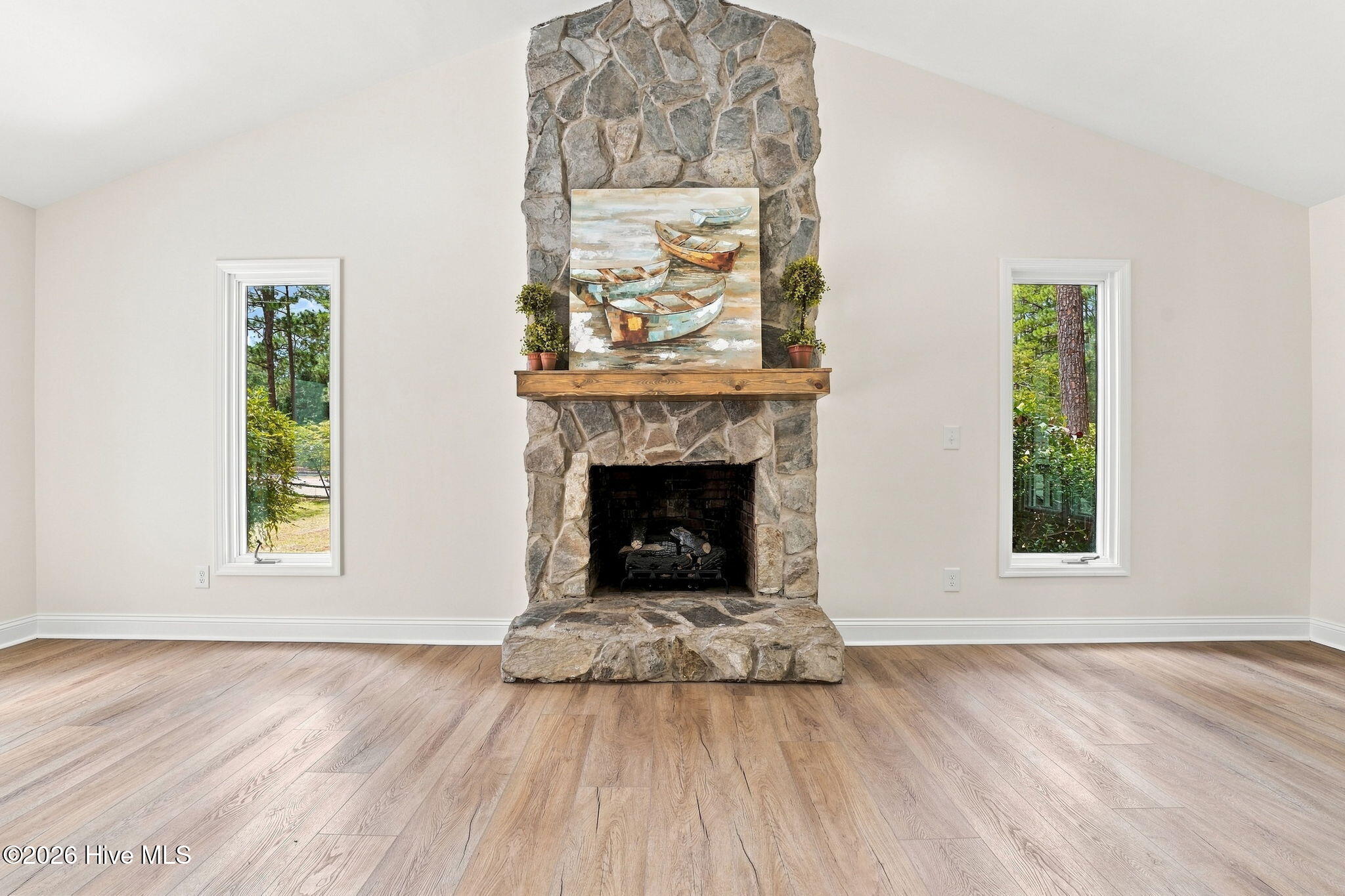 611 Sun Road Property Photo 15