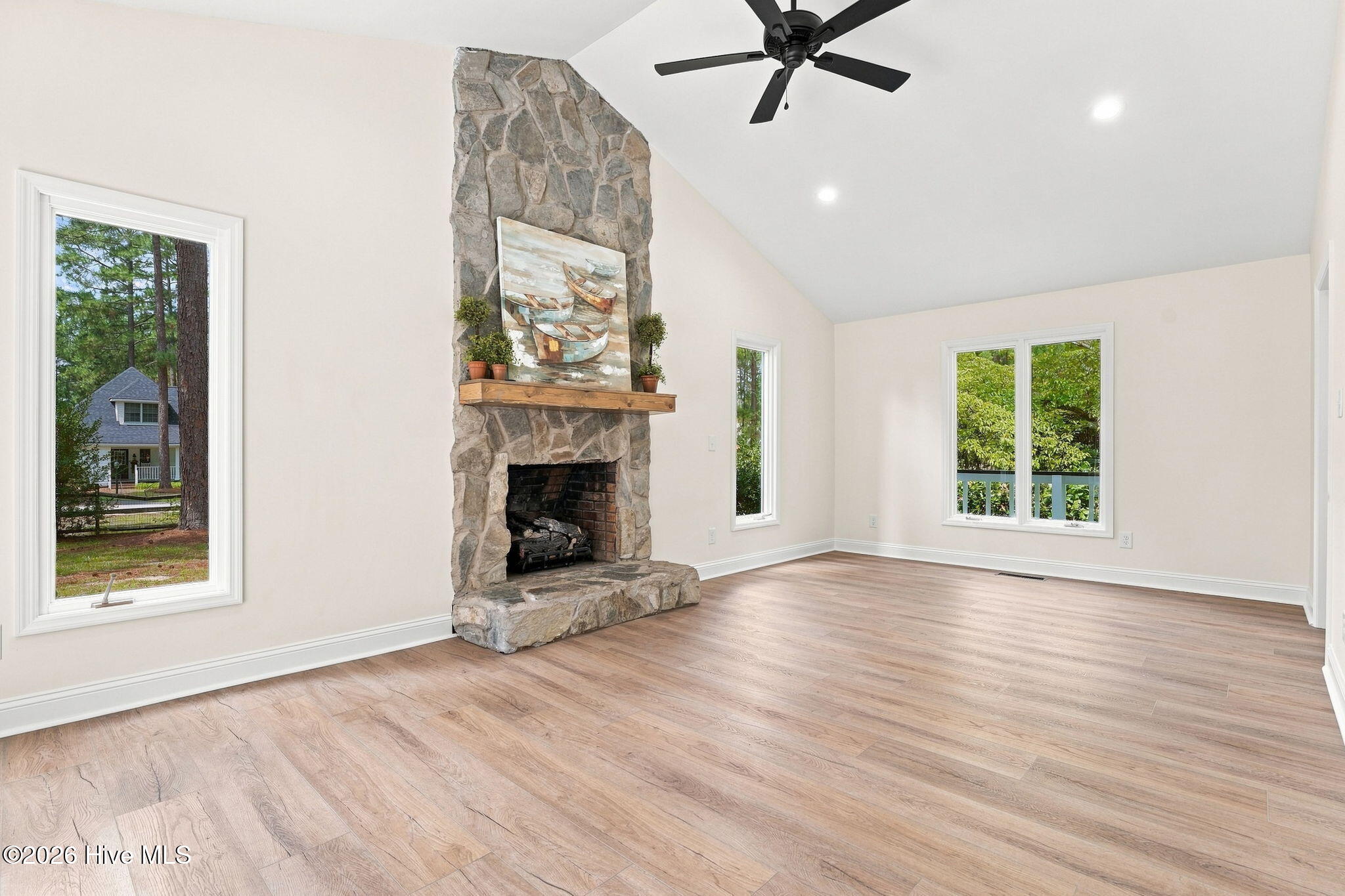 611 Sun Road Property Photo 16