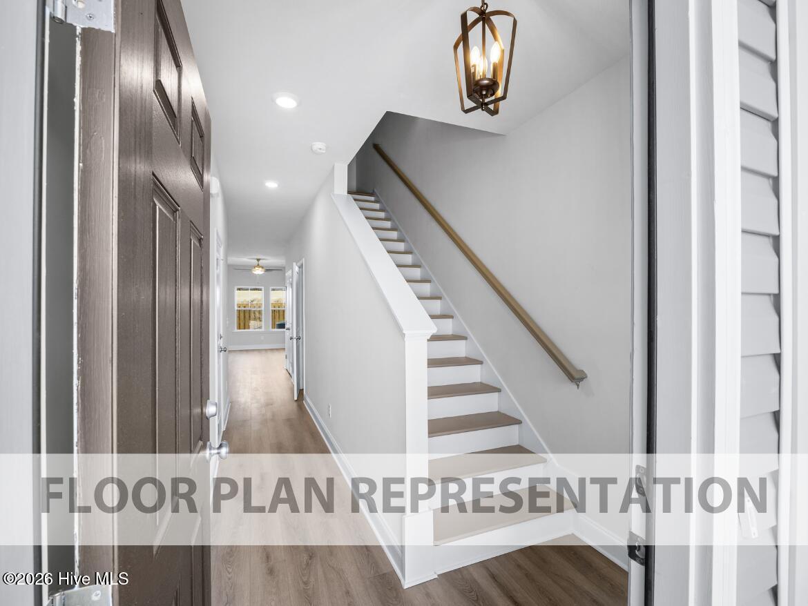 659 Hampton Drive 6d Property Photo 3