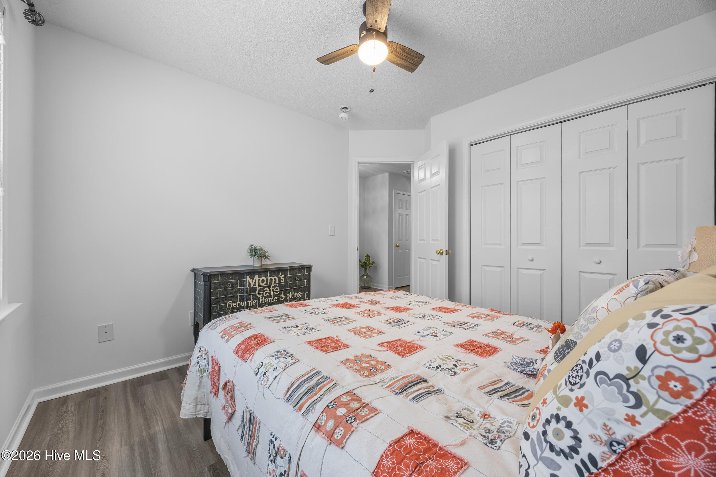 1112 Sunburst Way Property Photo 8