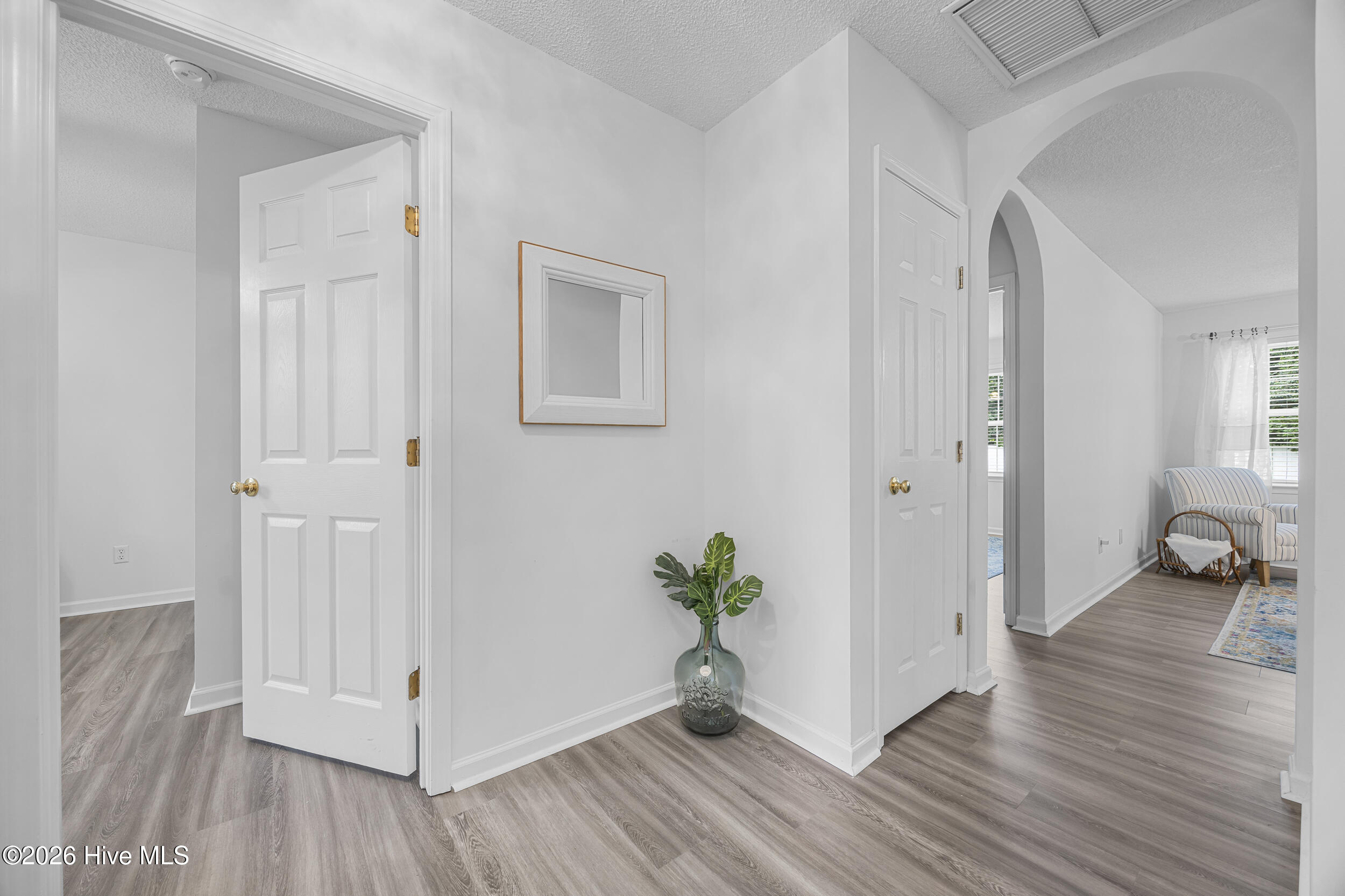 1112 Sunburst Way Property Photo 10