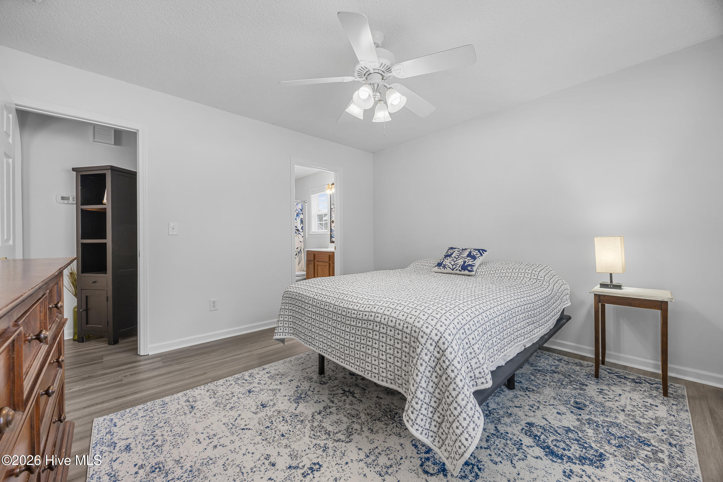 1112 Sunburst Way Property Photo 14