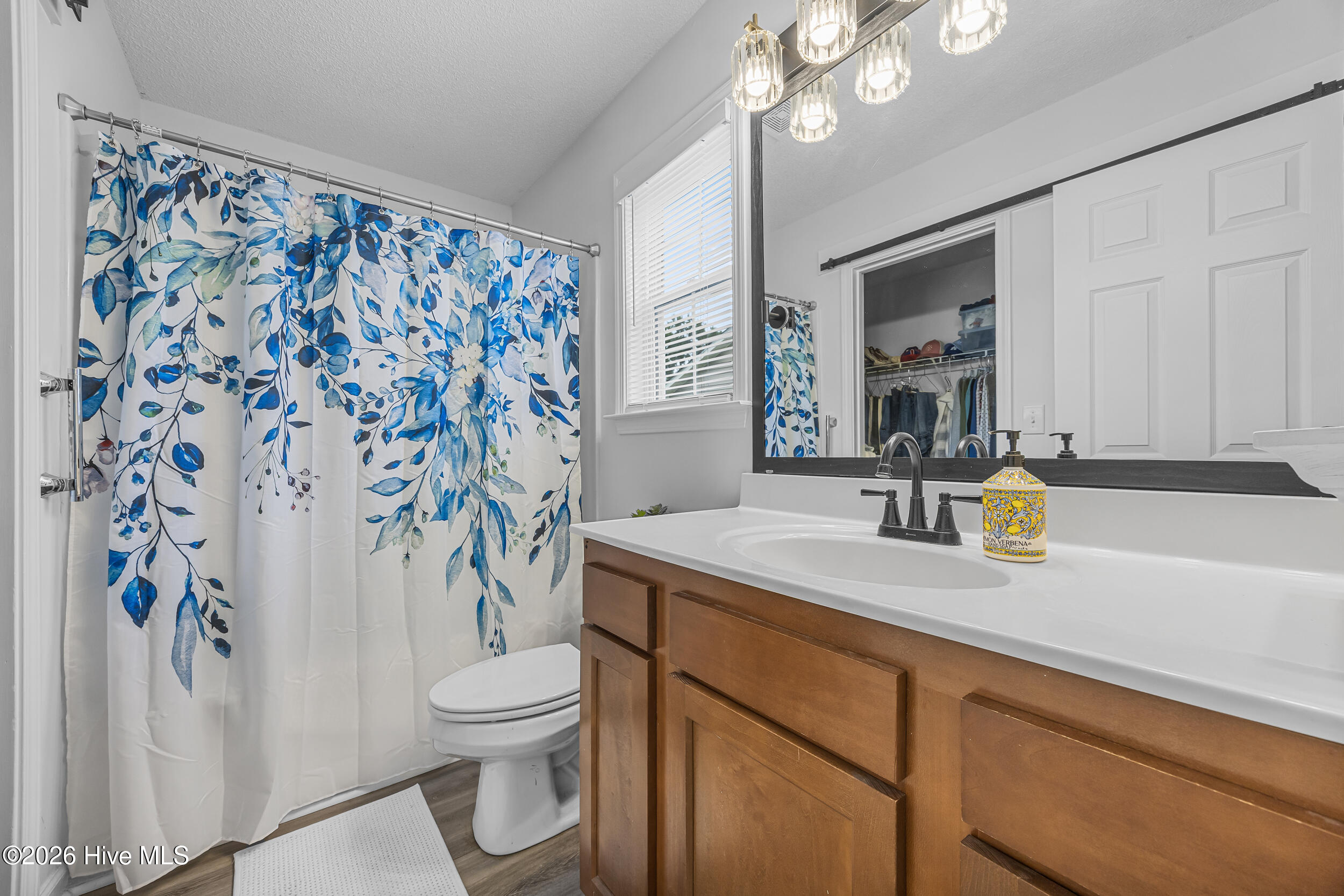 1112 Sunburst Way Property Photo 16