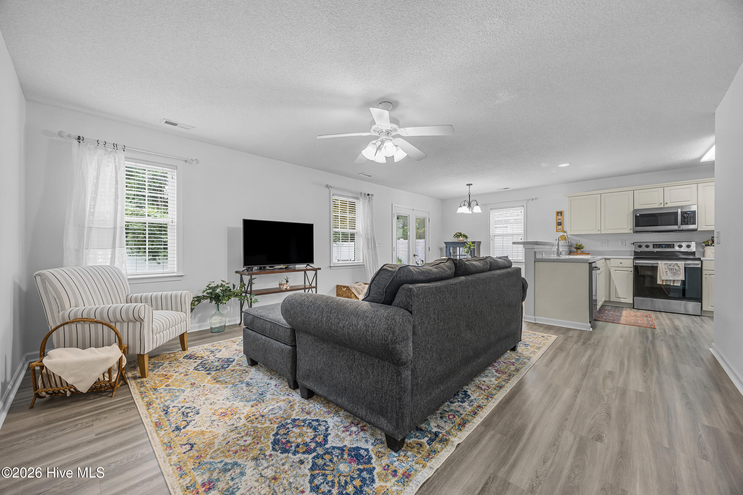 1112 Sunburst Way Property Photo 18