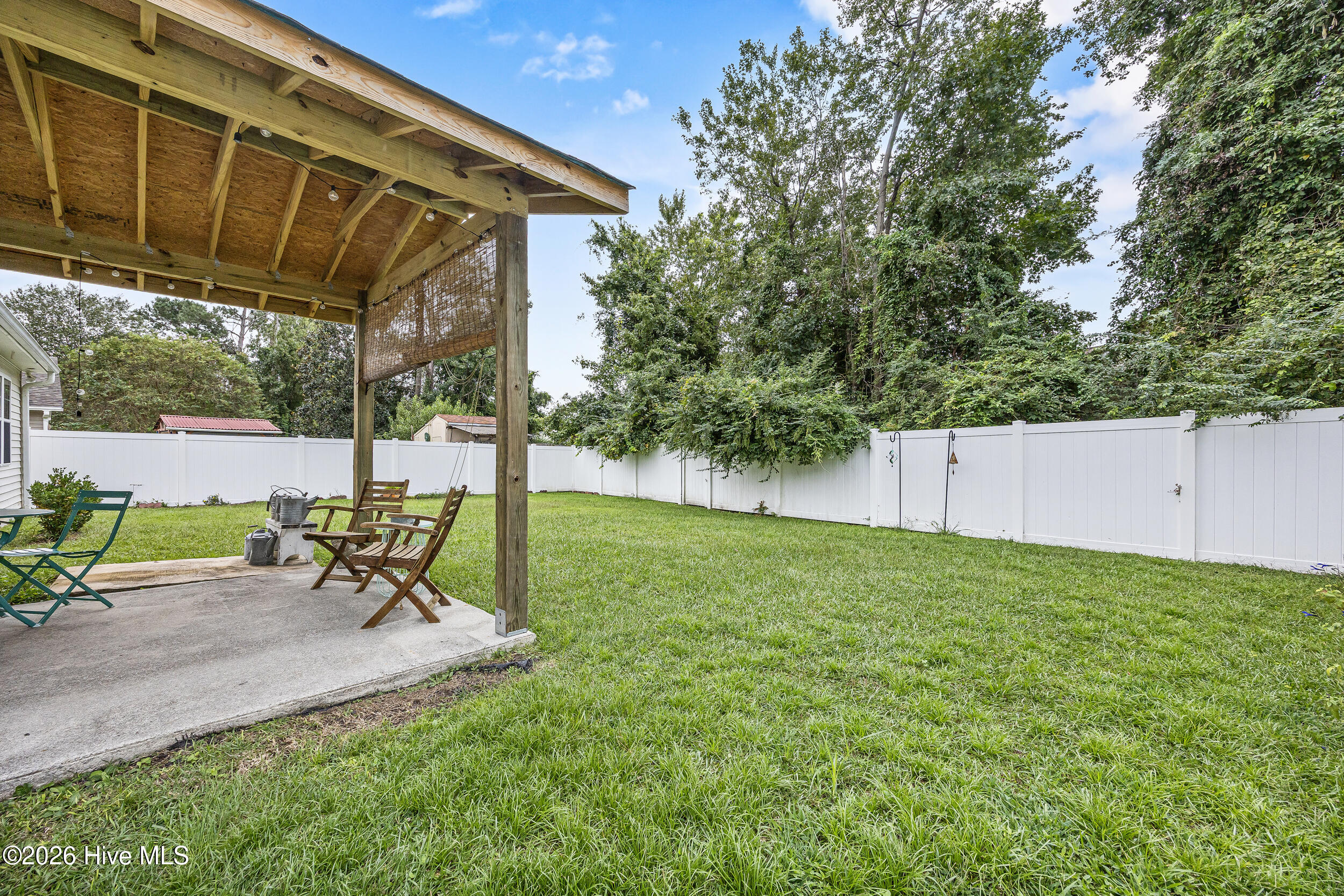 1112 Sunburst Way Property Photo 34