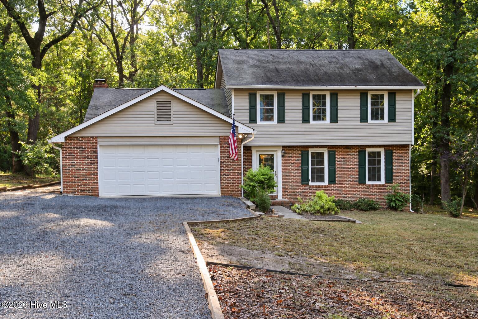 110 Stornoway Drive Property Photo 1
