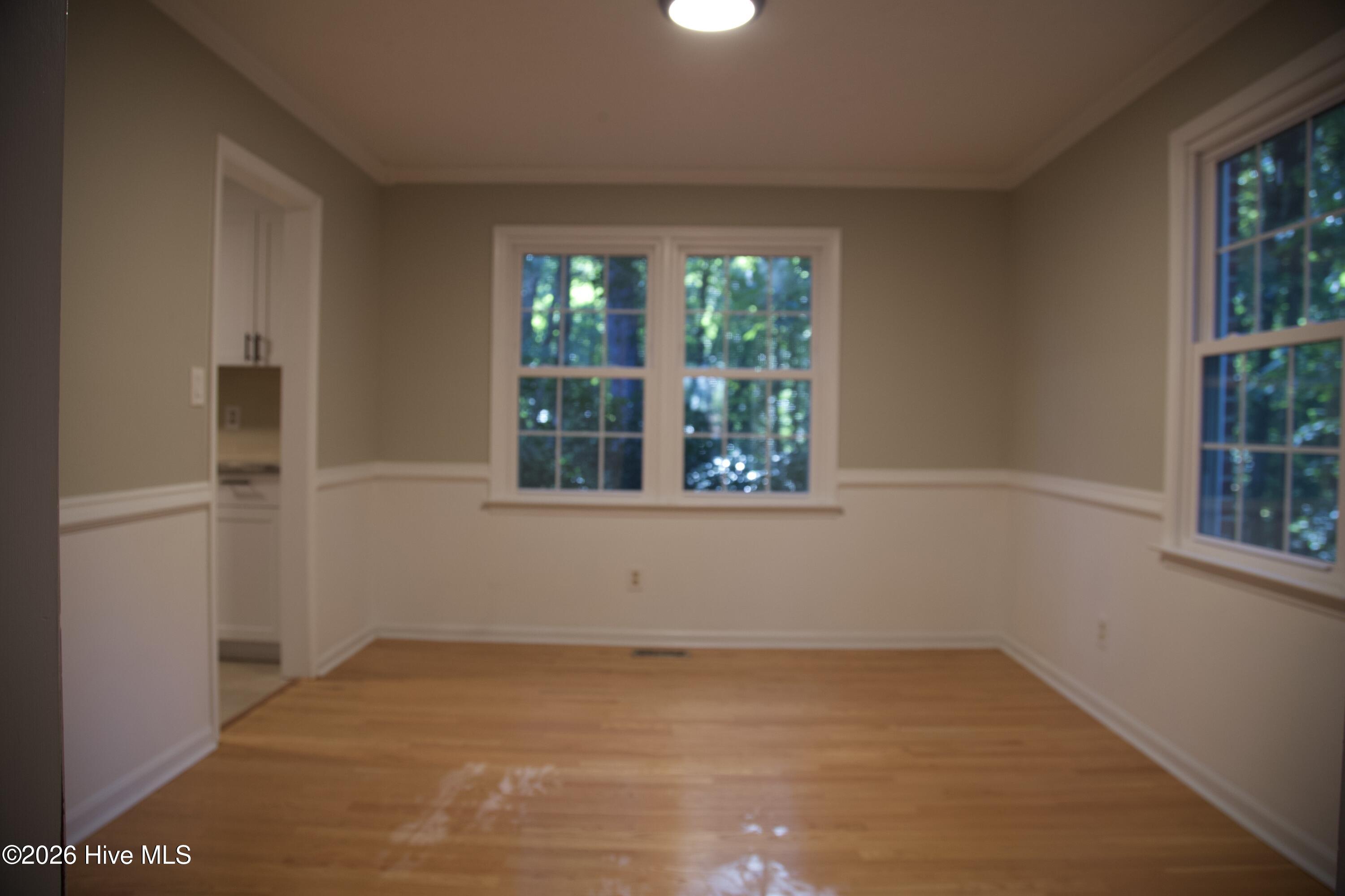 110 Stornoway Drive Property Photo 7