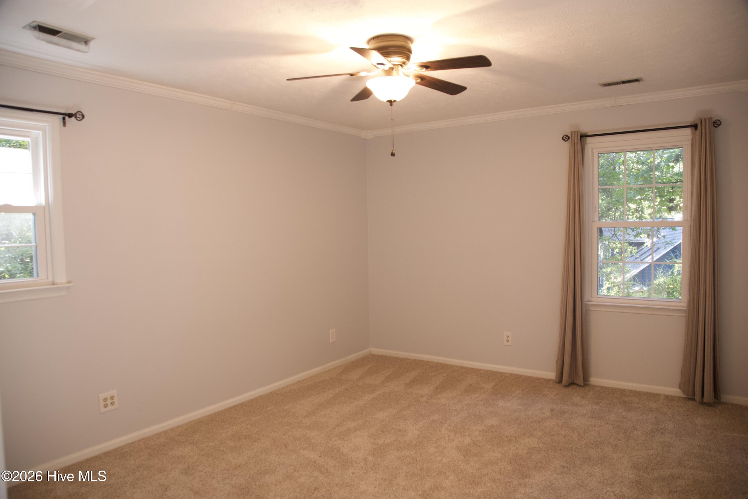 110 Stornoway Drive Property Photo 14