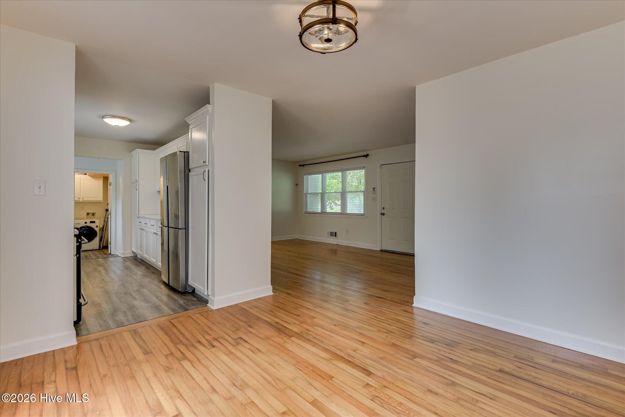 2421 Persimmon Road Property Photo 8