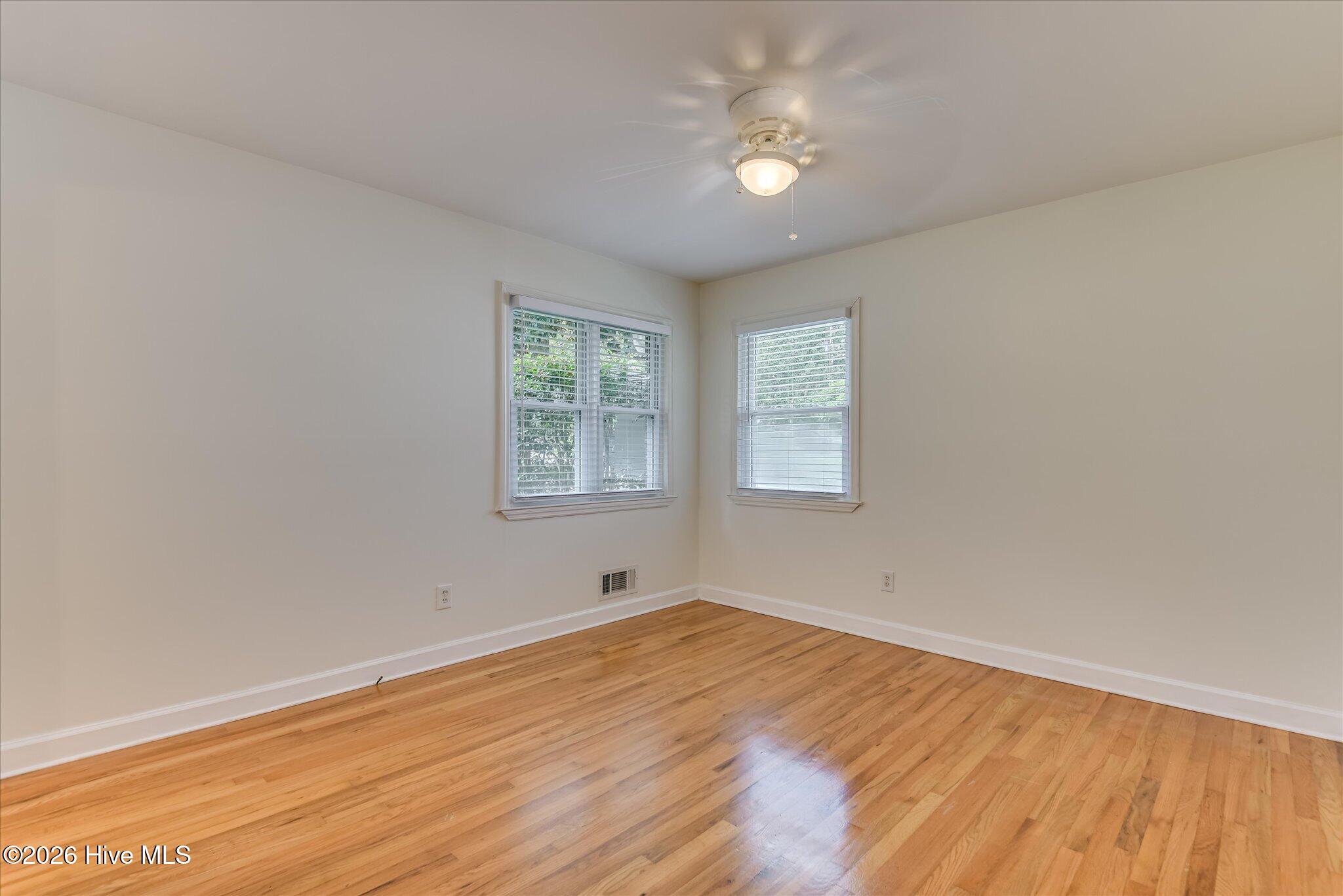 2421 Persimmon Road Property Photo 14