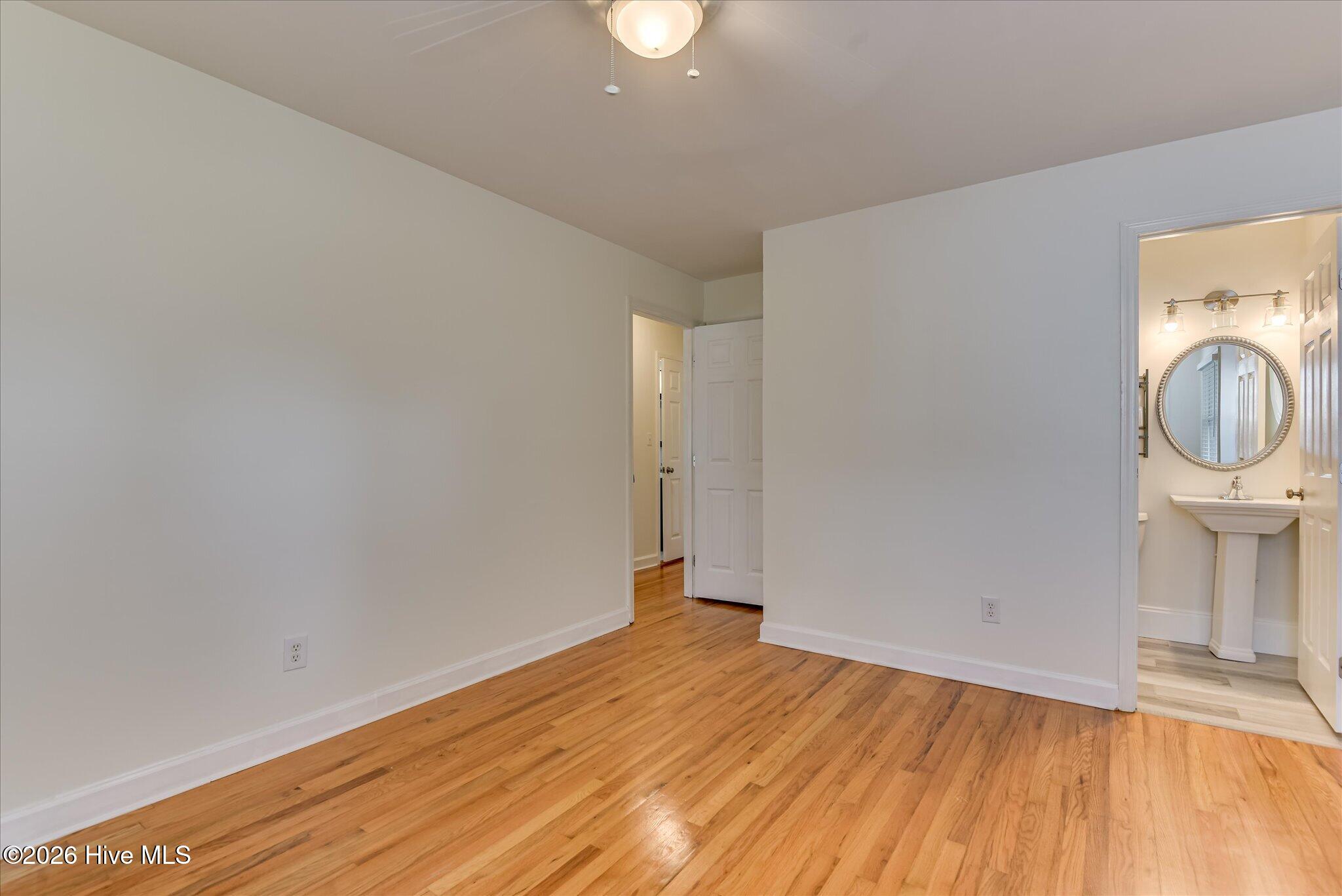 2421 Persimmon Road Property Photo 15