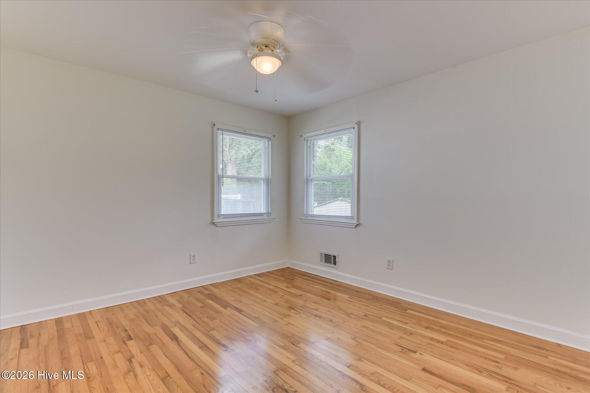2421 Persimmon Road Property Photo 17