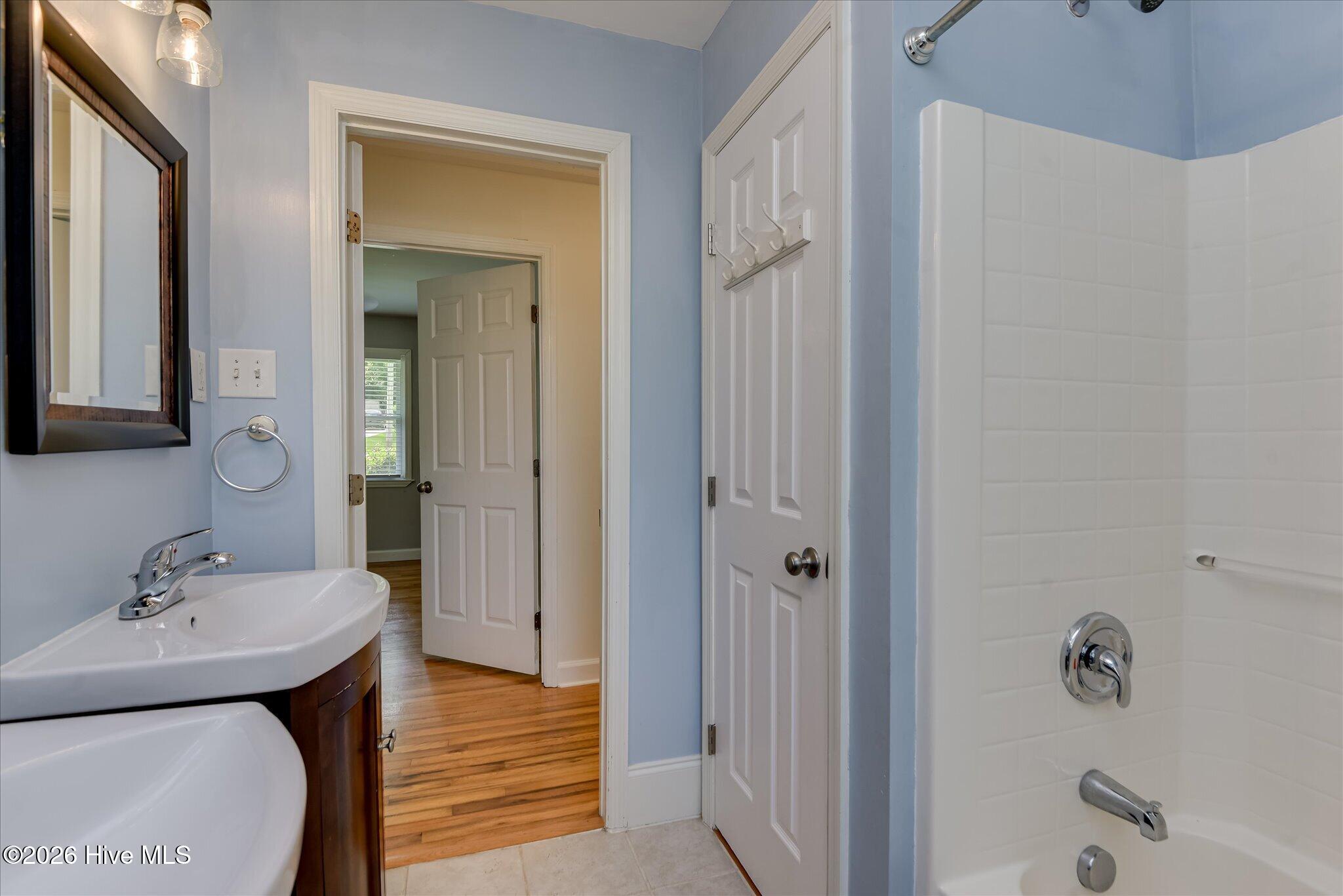 2421 Persimmon Road Property Photo 19