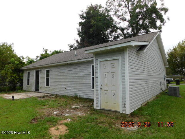406 Seventh Street Property Photo 2