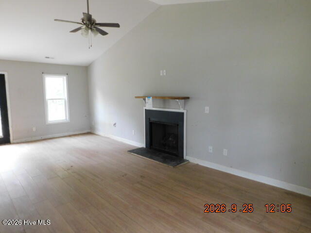 406 Seventh Street Property Photo 3