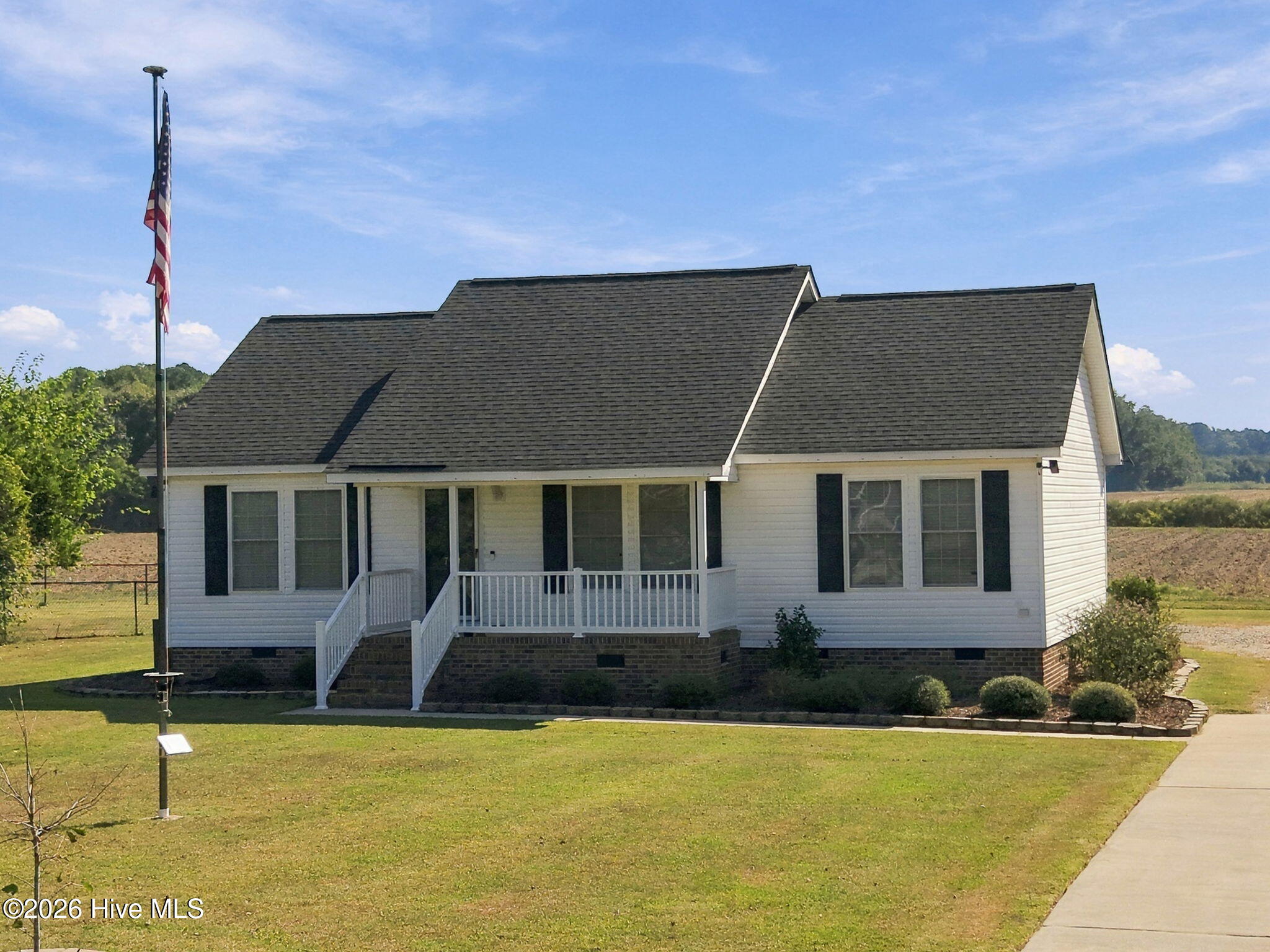 7551 Highway 903 S Property Photo 1
