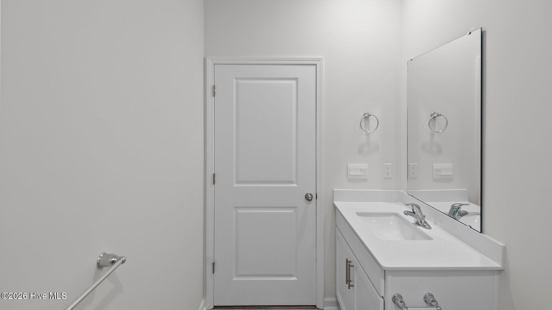 2700 Salisbury Lane W Property Photo 22