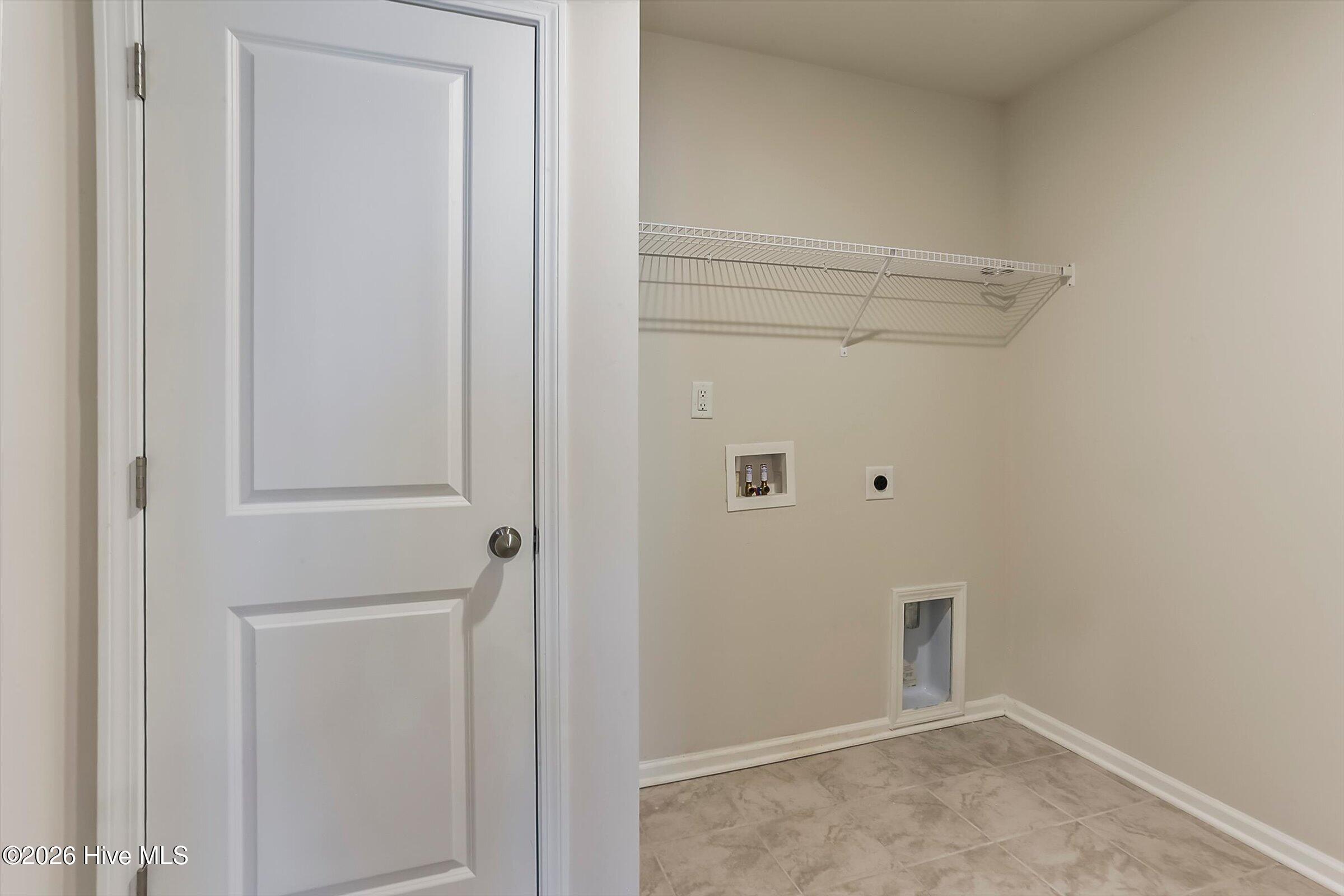 152 Southern Lake Court Property Photo 52