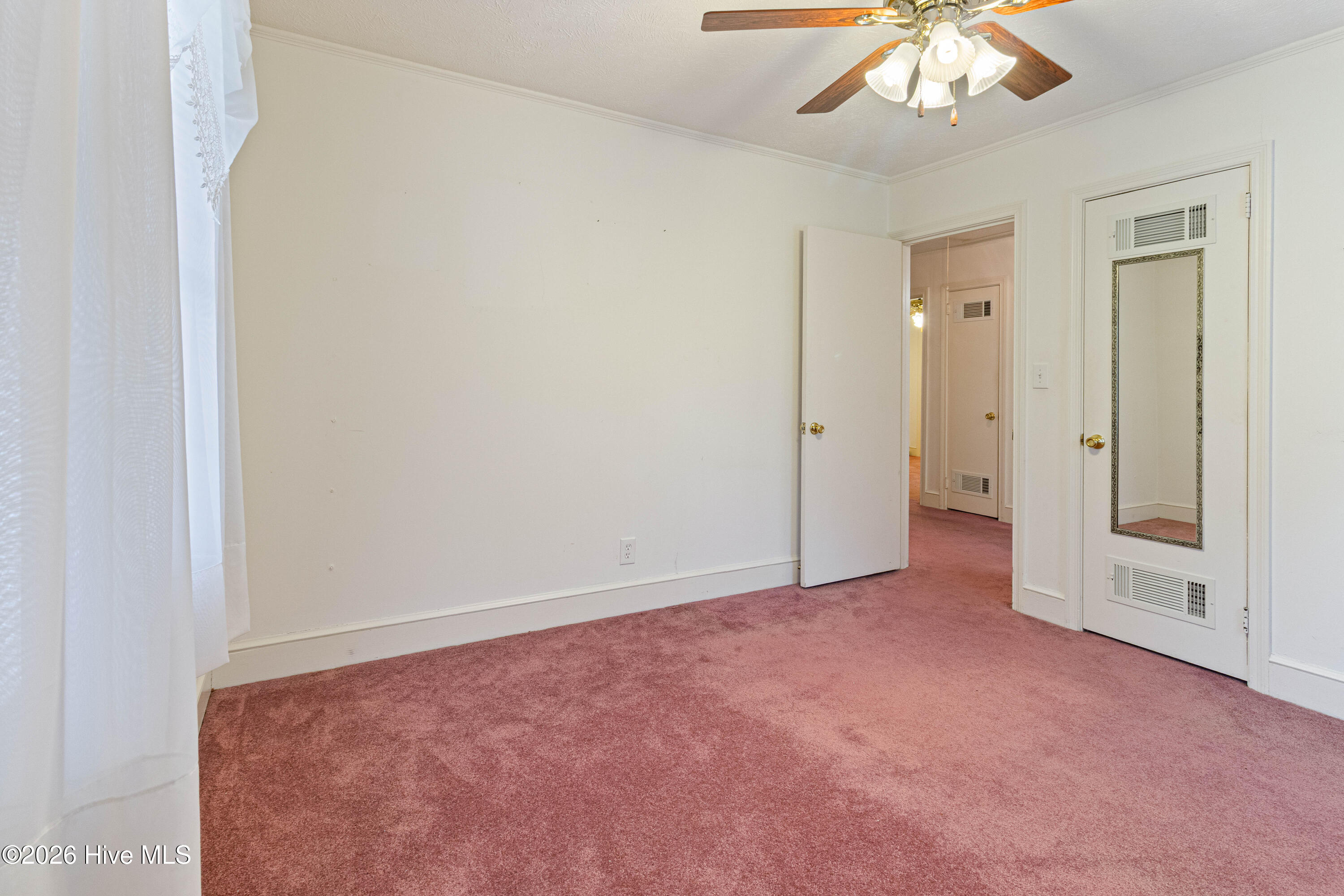 612 David Street Property Photo 17
