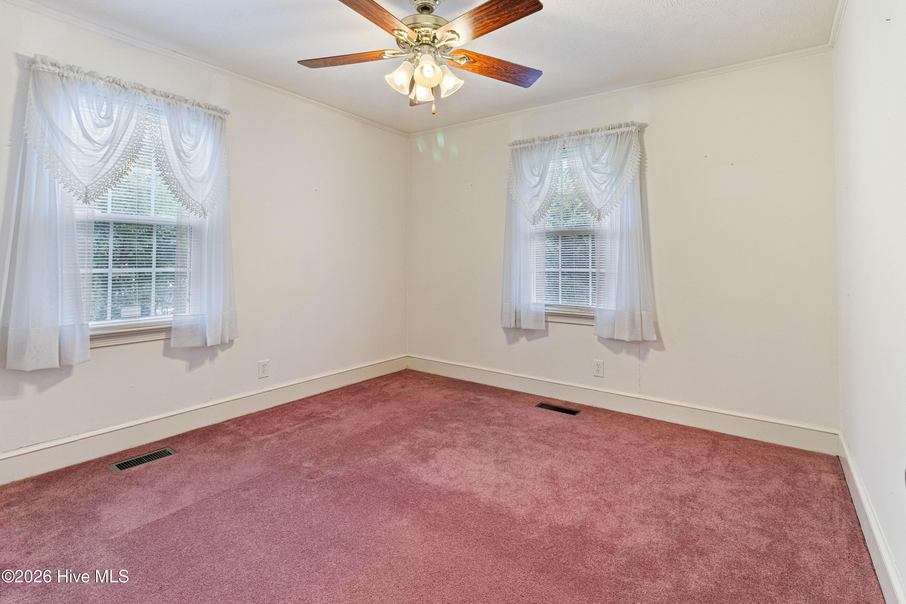 612 David Street Property Photo 18