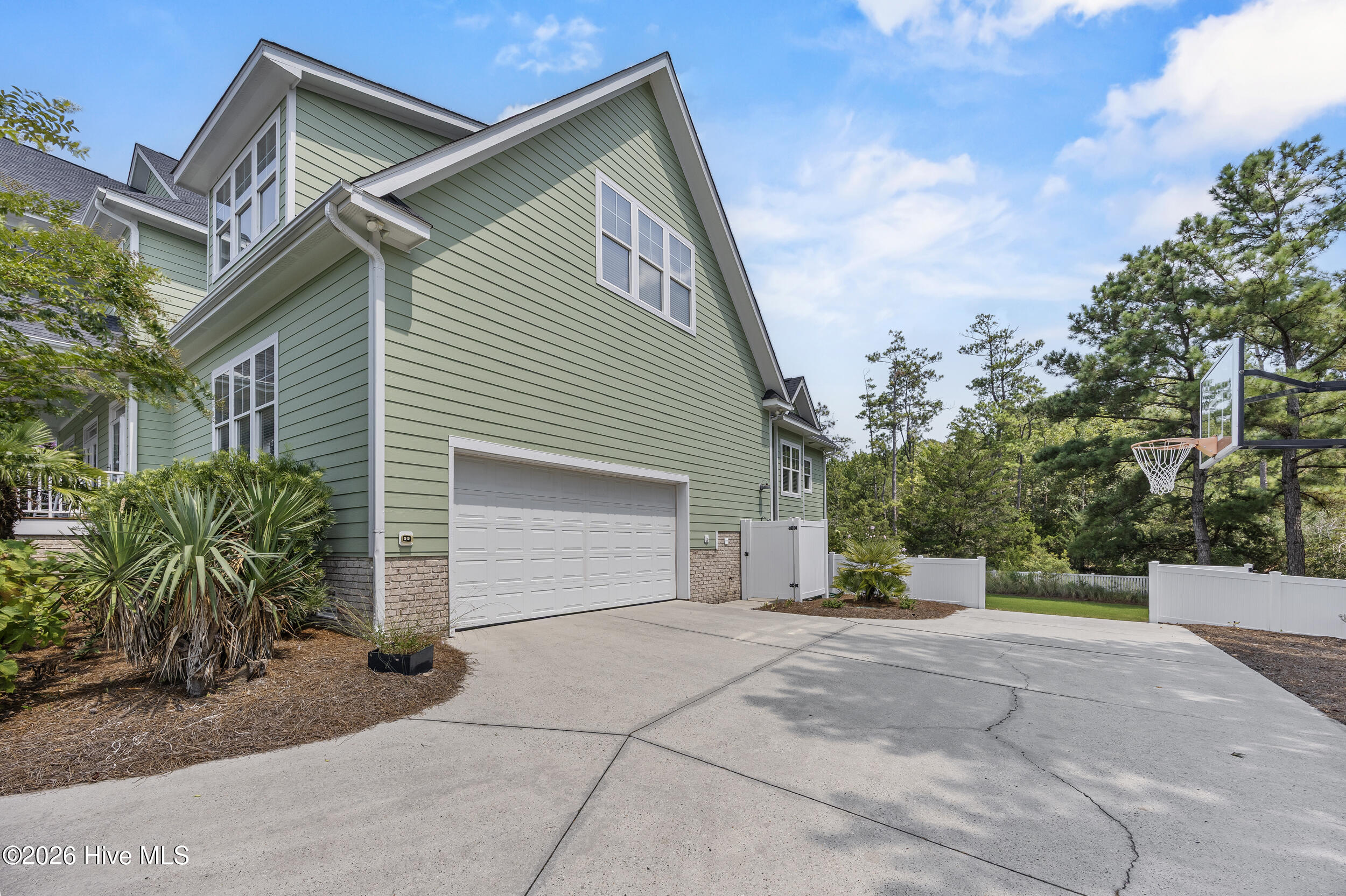 514 Marsh Oaks Drive Property Photo 43