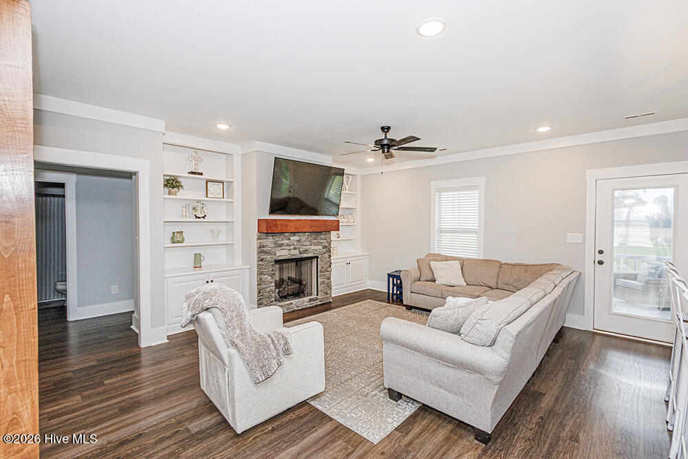 1787 Bedfordshire Road Property Photo 1