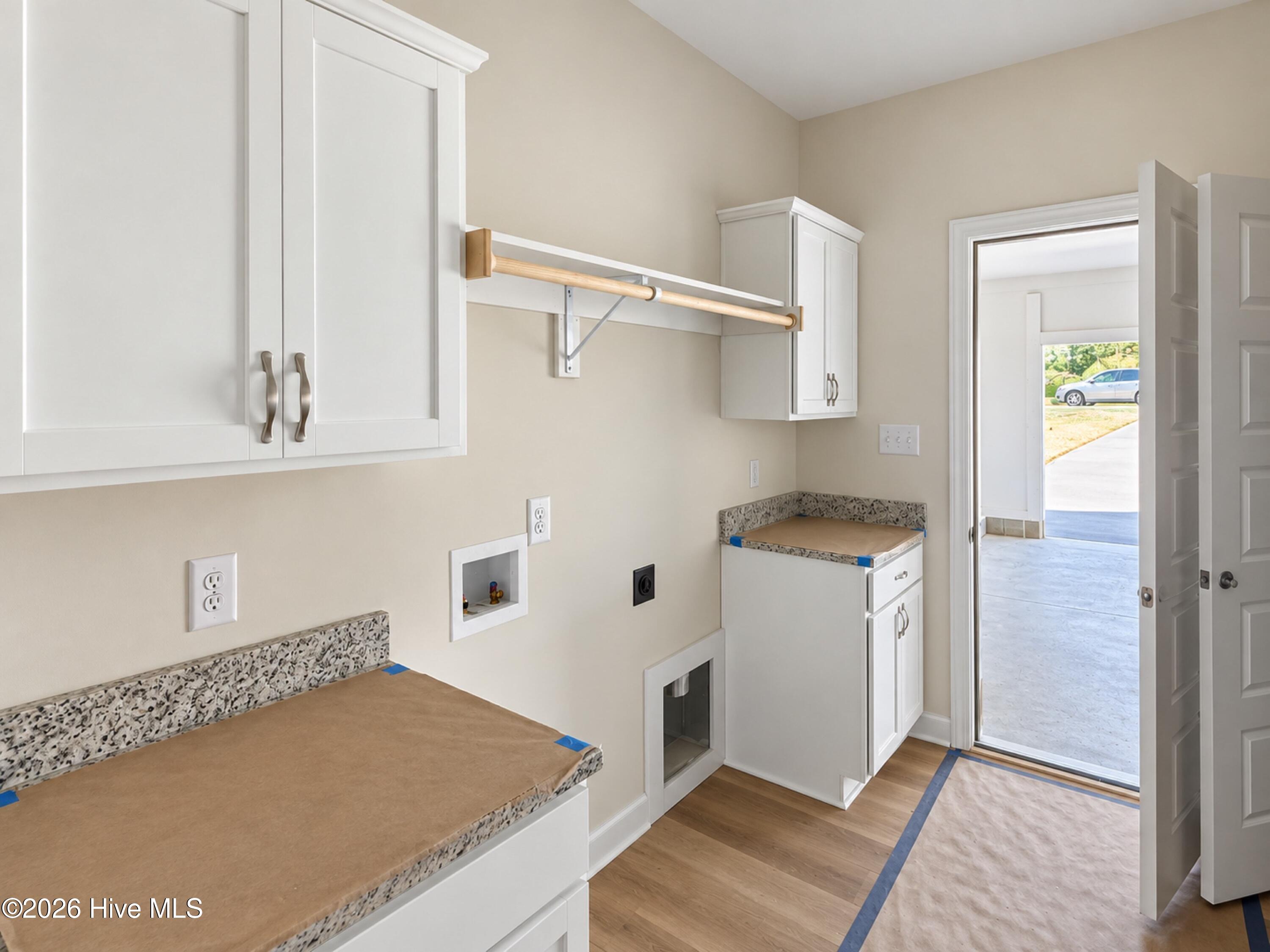 14 Silver Court Property Photo 7