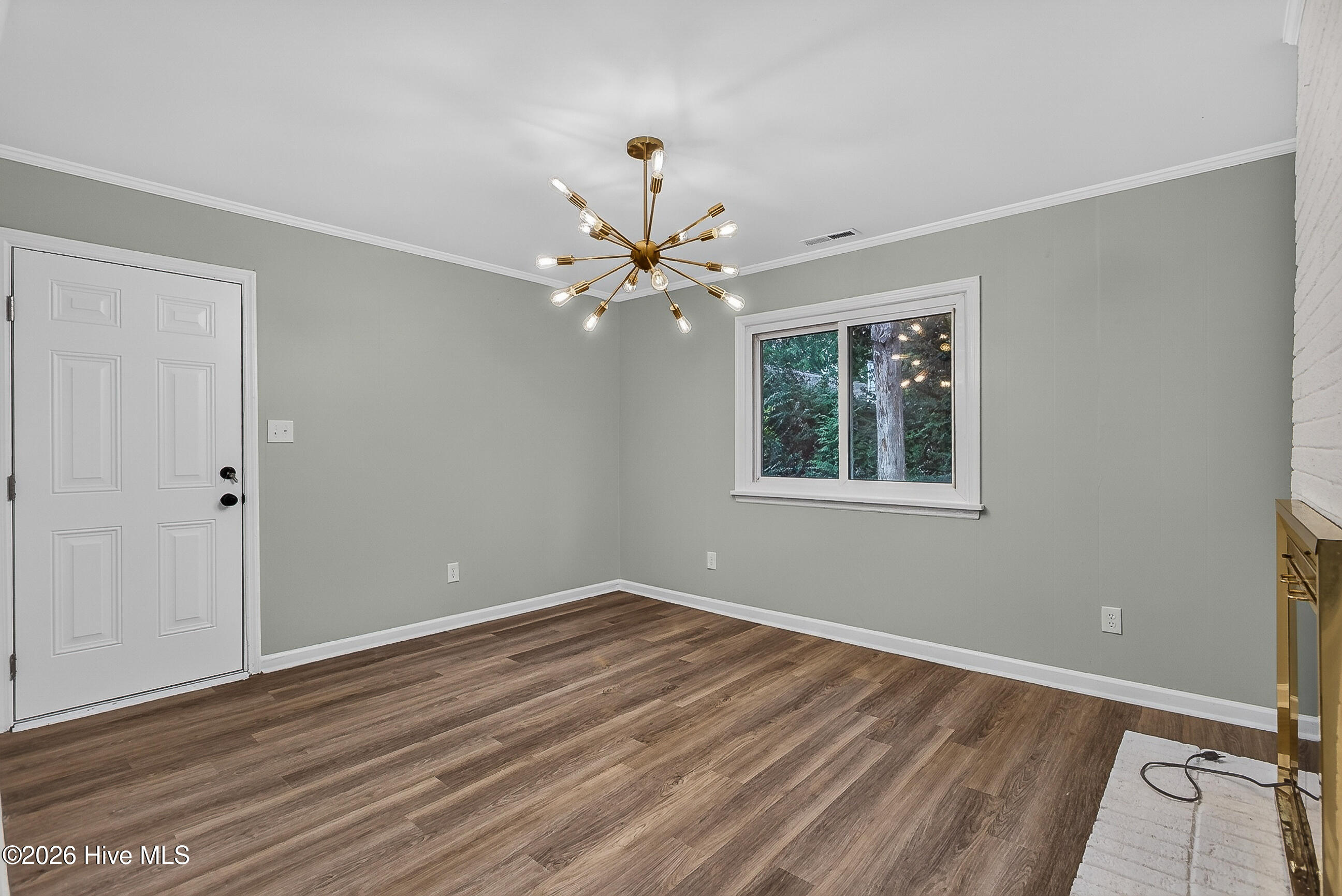 809 Deblea Court Property Photo 14