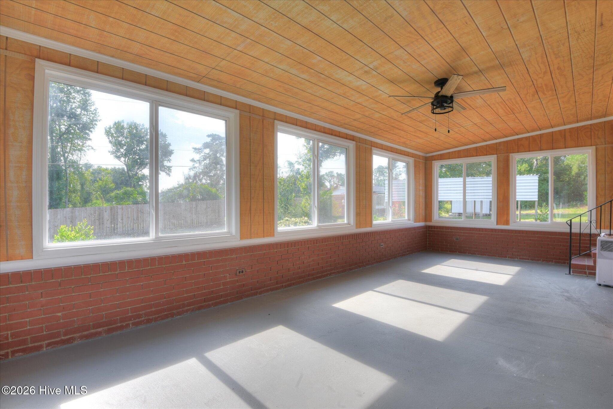 255 Edwards Drive Property Photo 31
