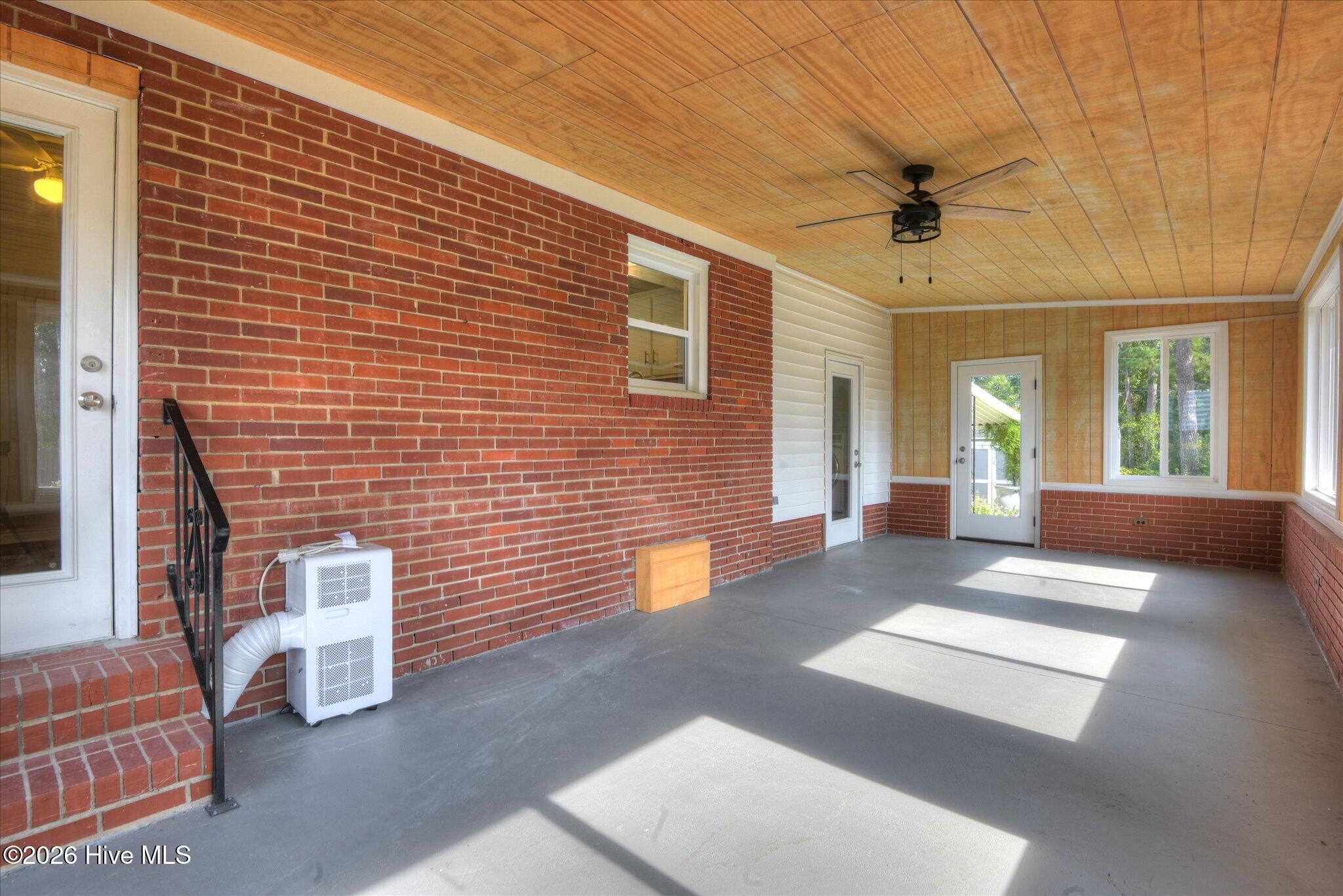 255 Edwards Drive Property Photo 32