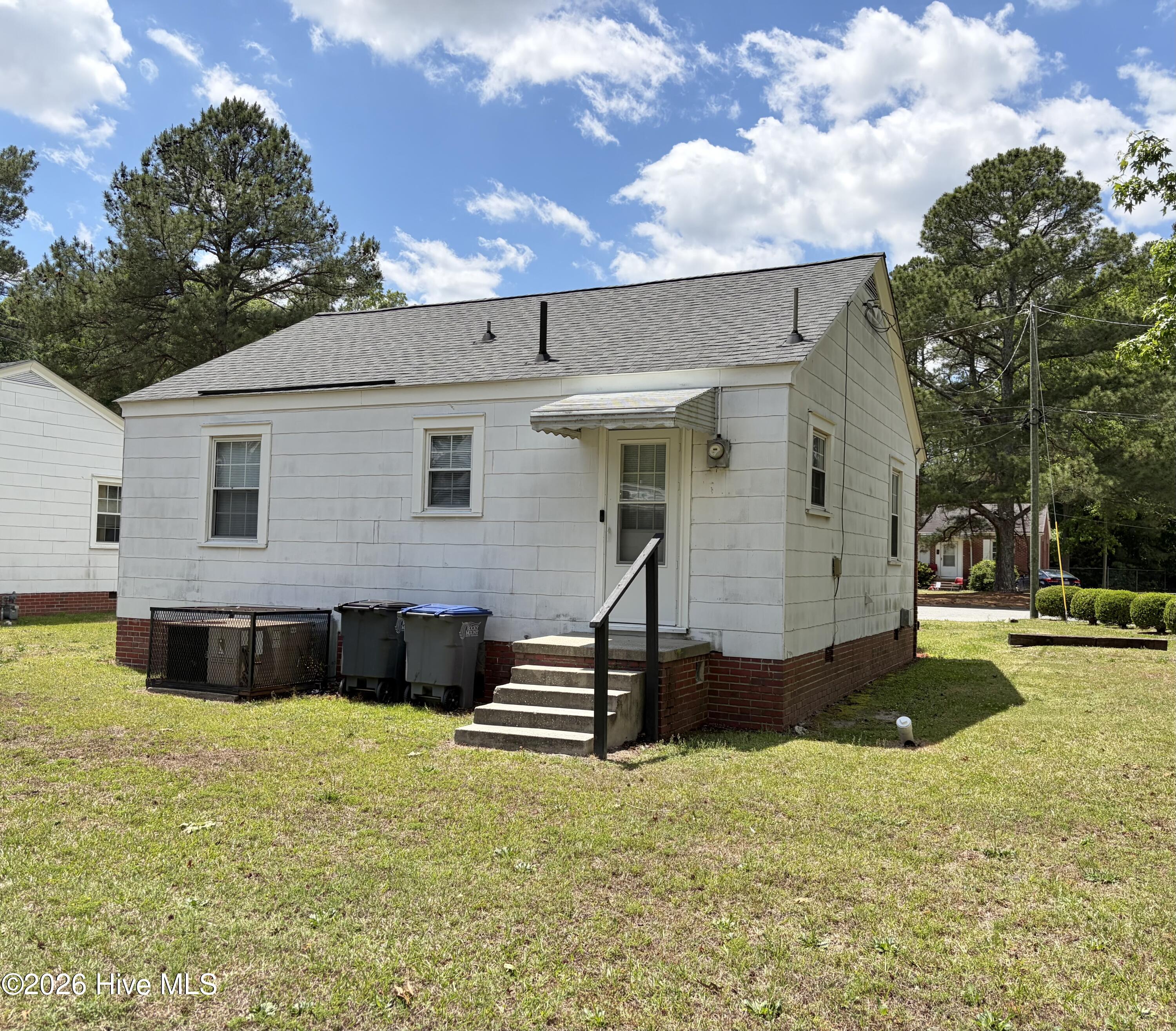 1124 Pitt Street Property Photo 2