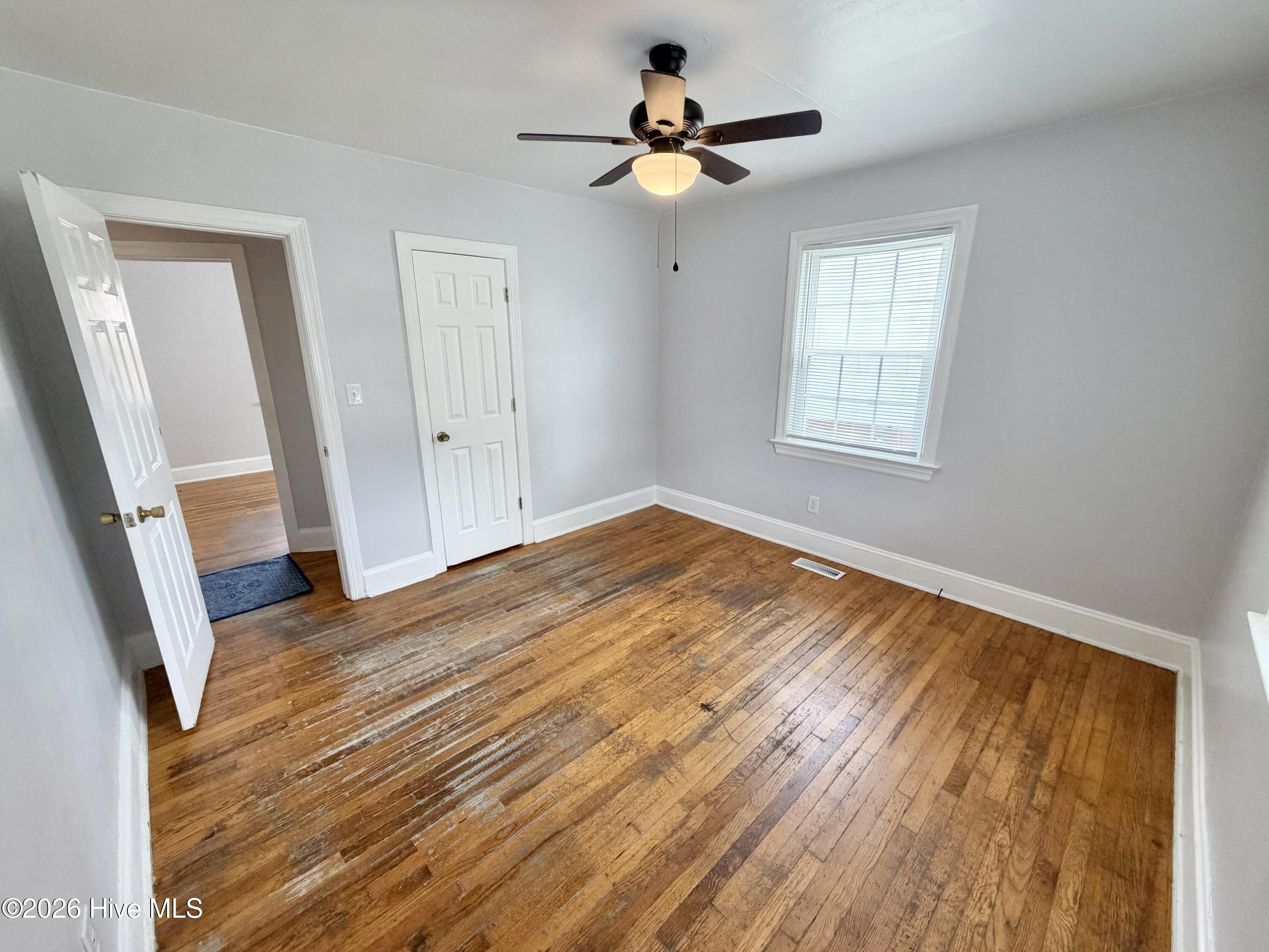 1124 Pitt Street Property Photo 7