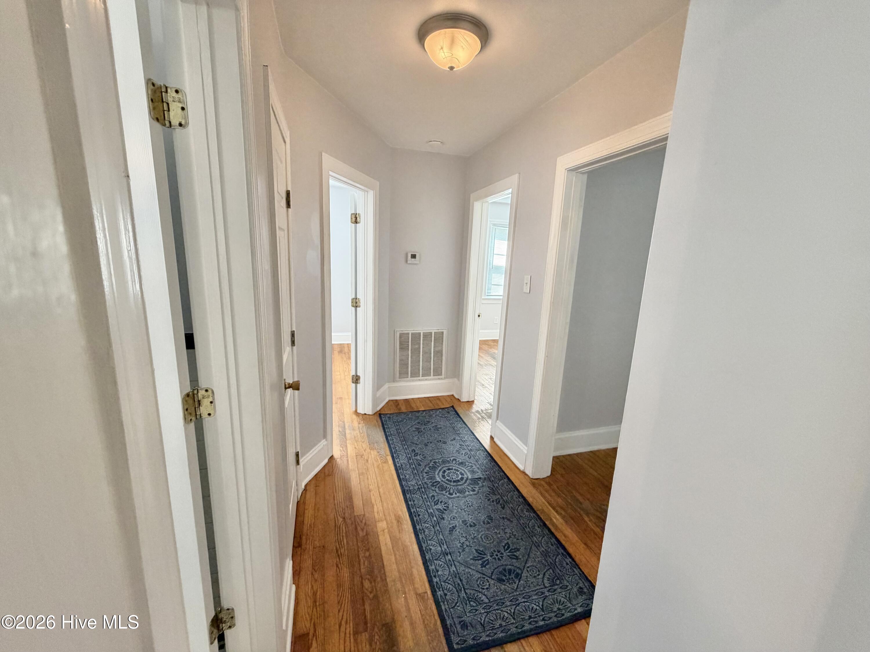 1124 Pitt Street Property Photo 24