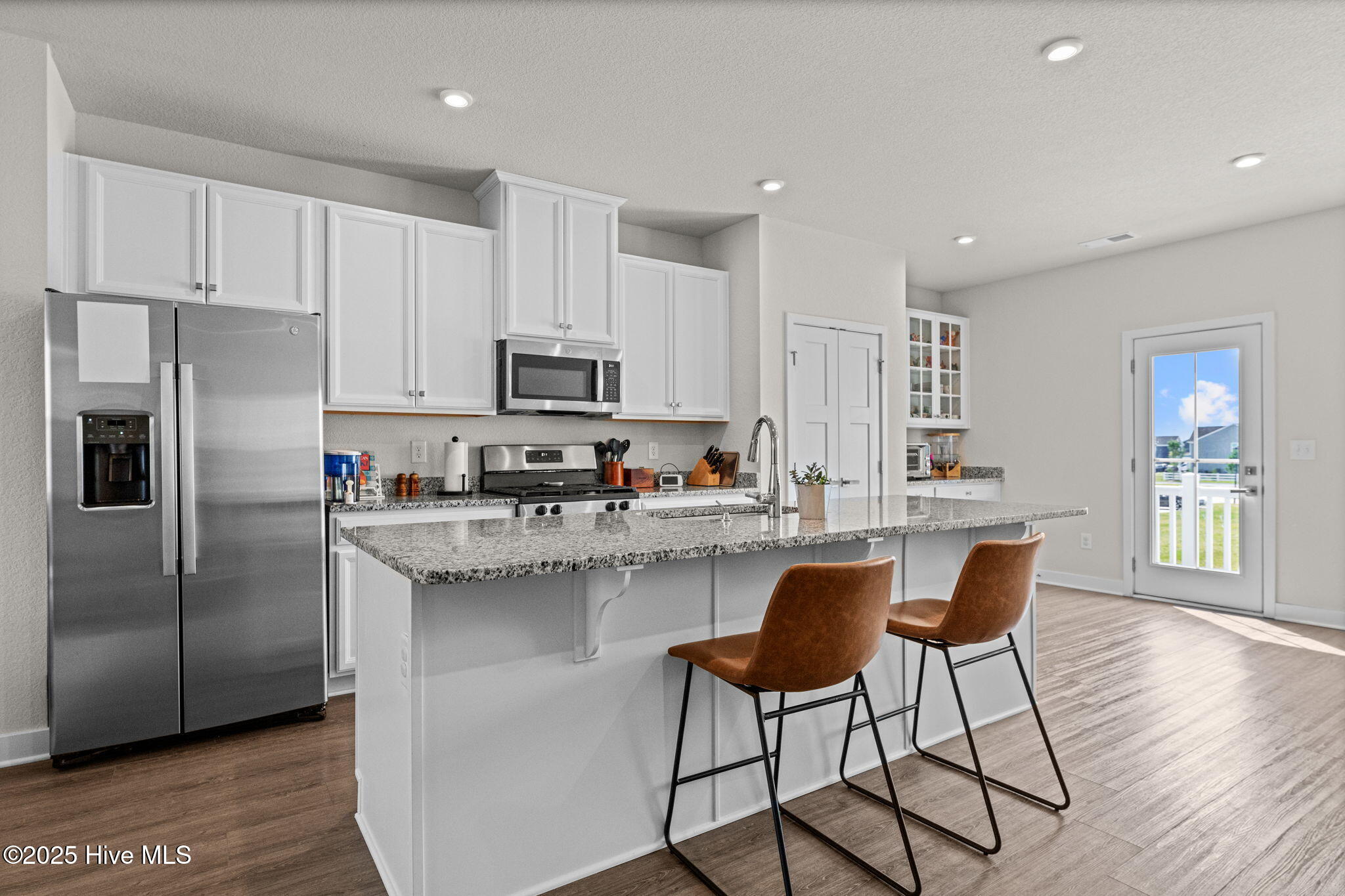 110 Fost Boulevard Property Photo 7