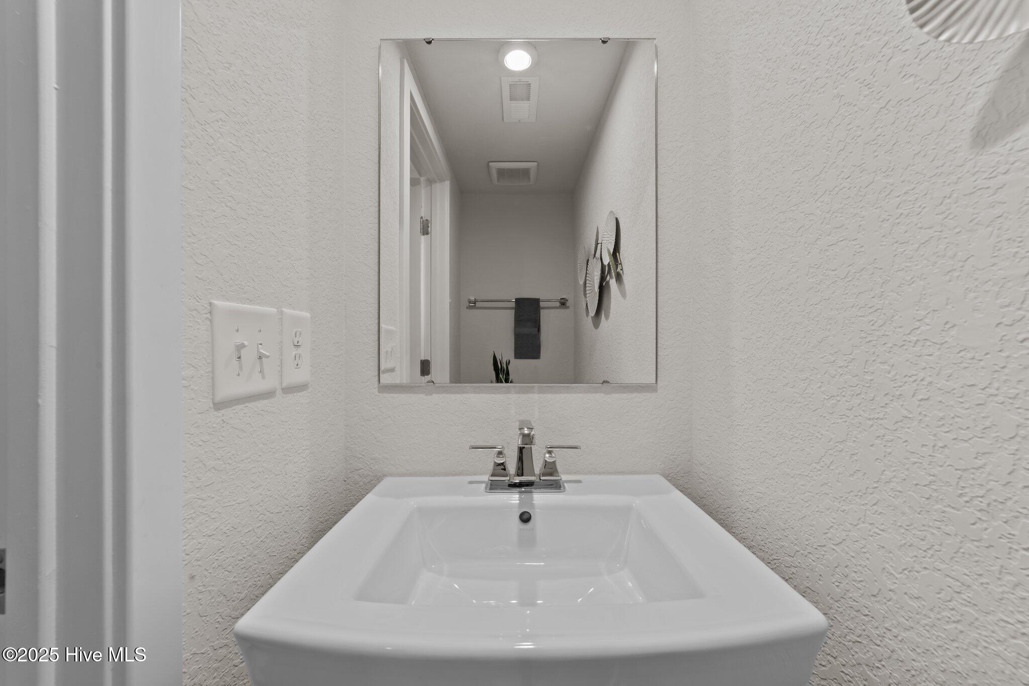 110 Fost Boulevard Property Photo 18