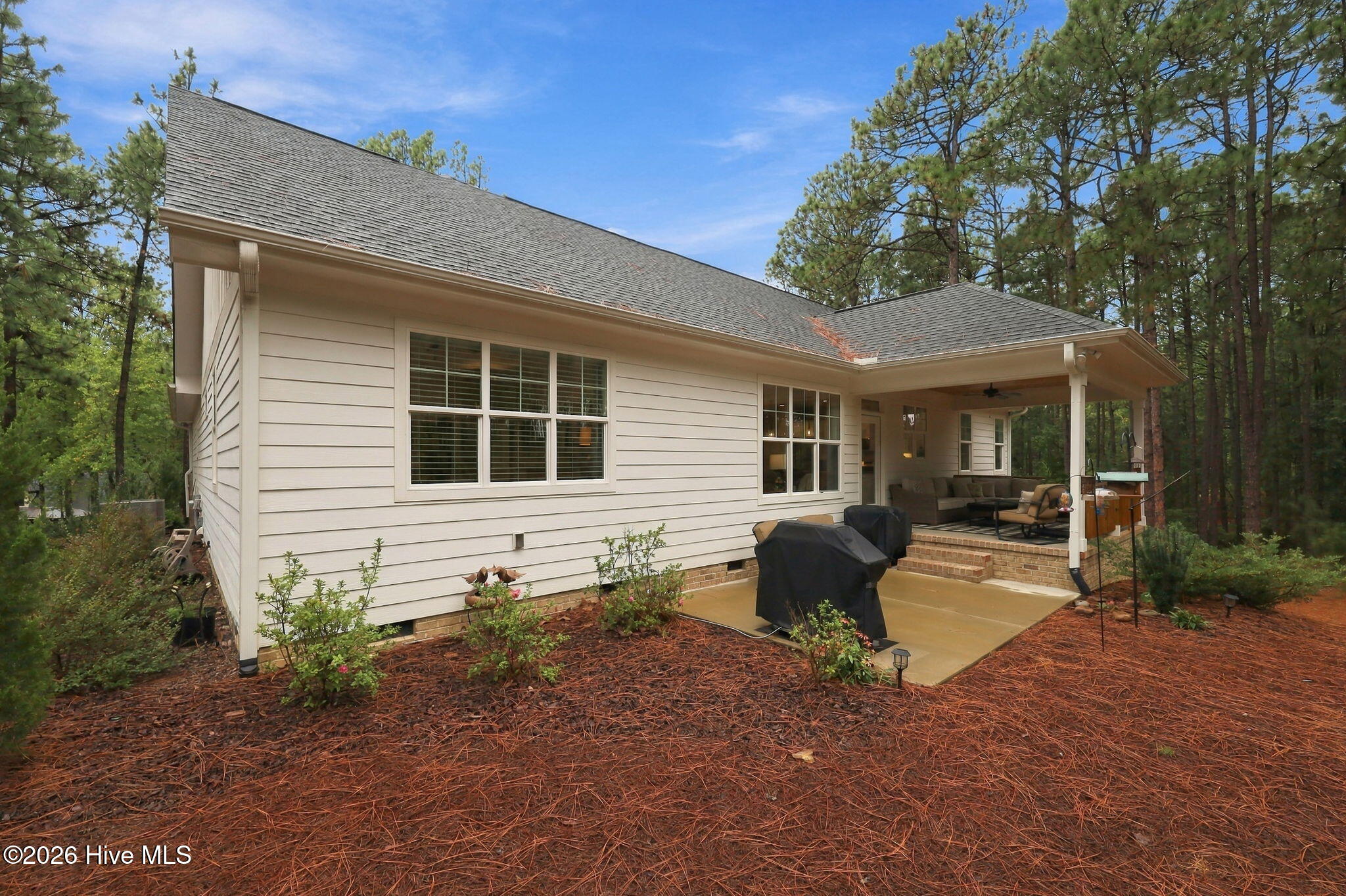 512 Longleaf Drive Property Photo 29